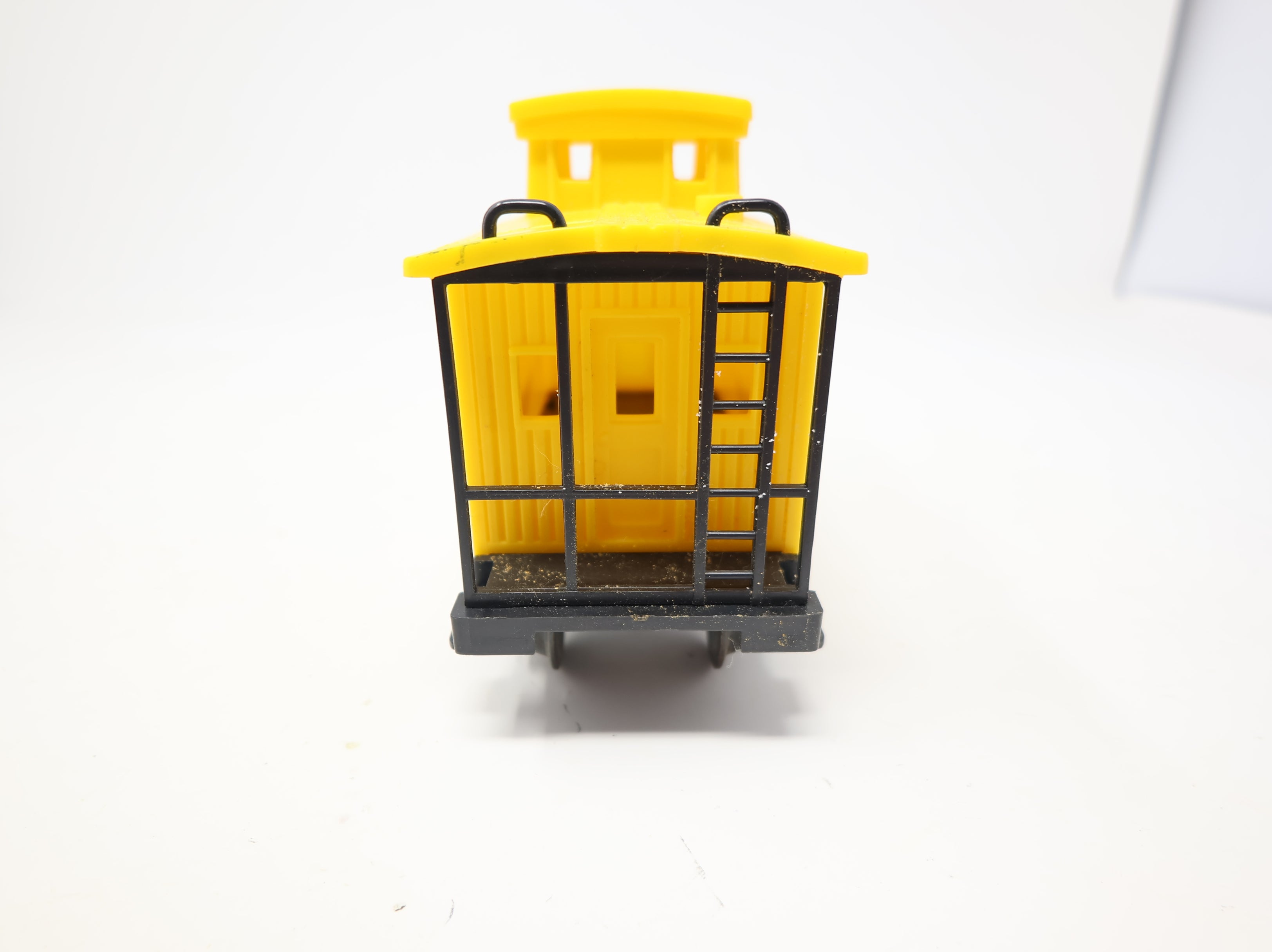 USED Lionel O Bobber Caboose Chessie System #9179 O27