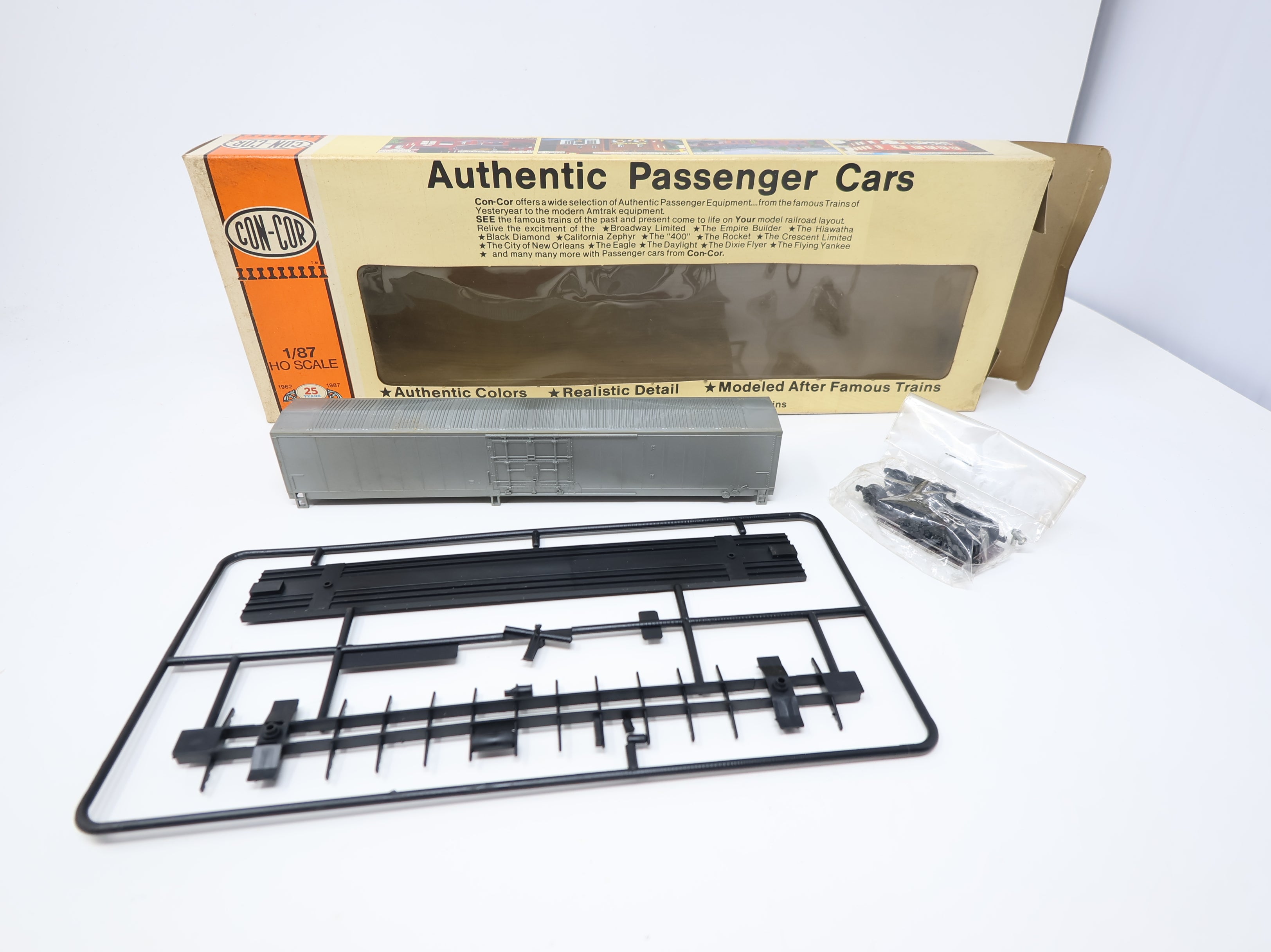 USED Con-Cor HO Scale 60' MHC Passenger Car Undecorated KIT