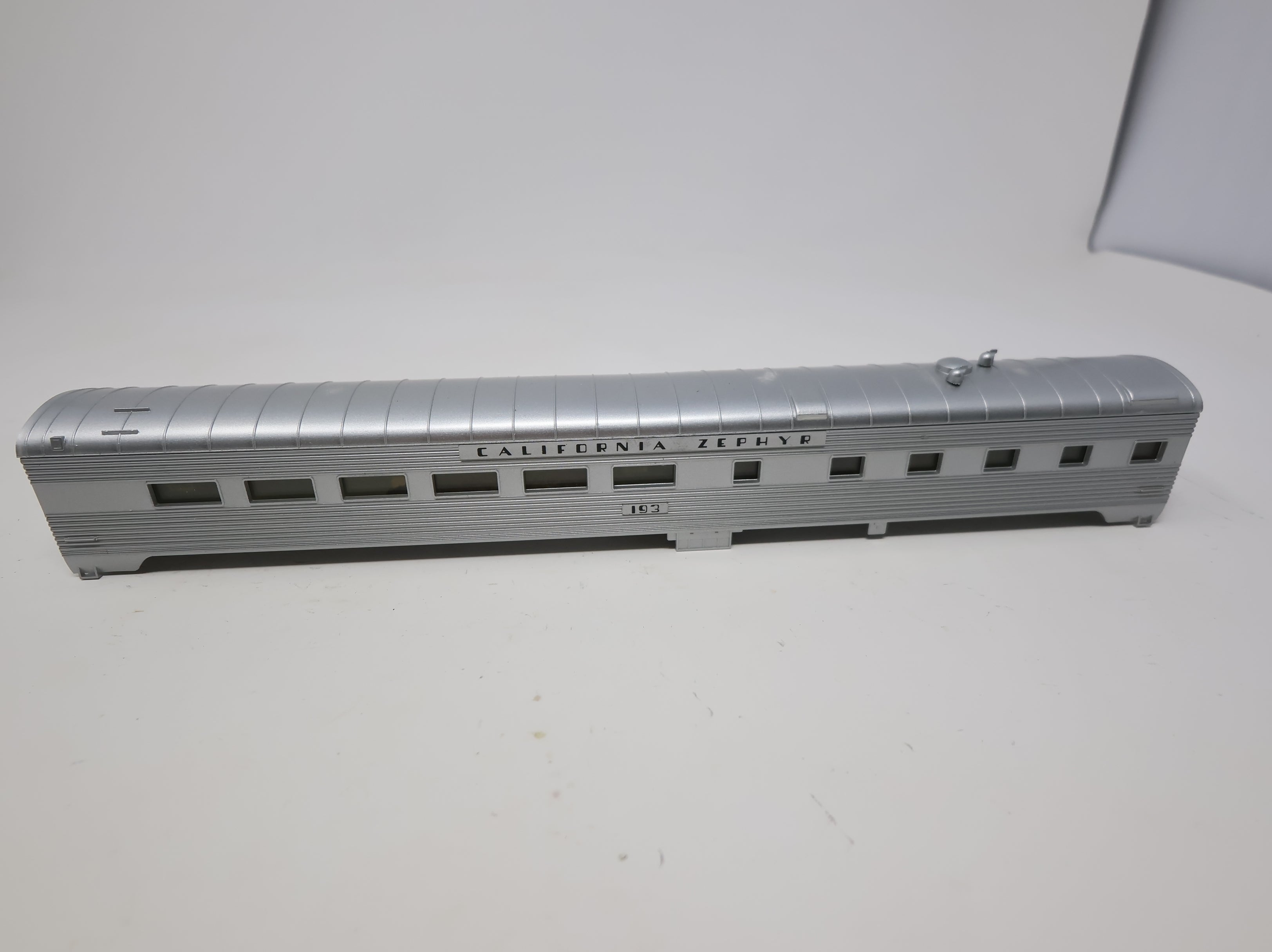 USED Con-Cor HO Scale Dining Car California Zephyr #193 No Trucks/Couplers