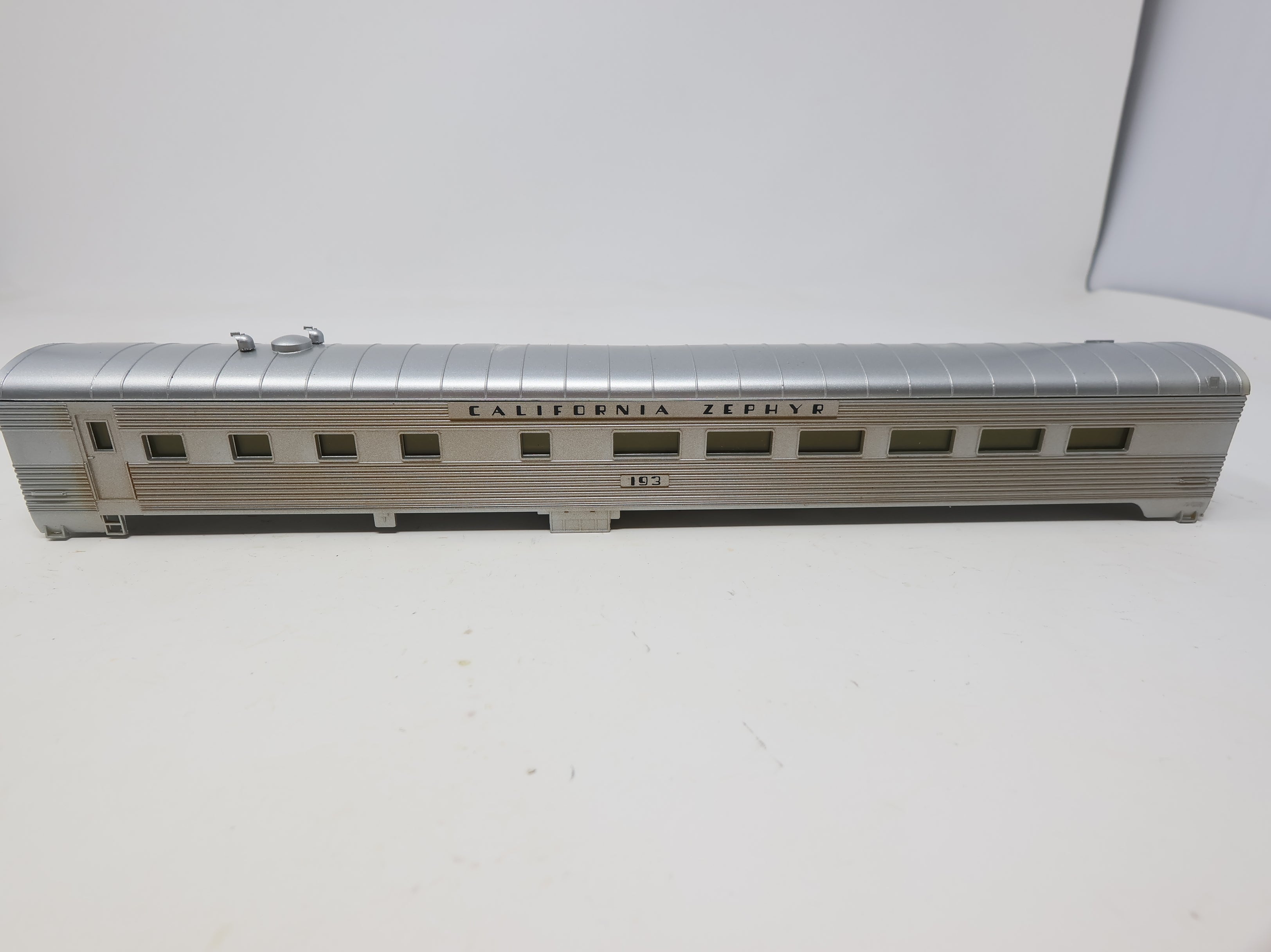 USED Con-Cor HO Scale Dining Car California Zephyr #193 No Trucks/Couplers