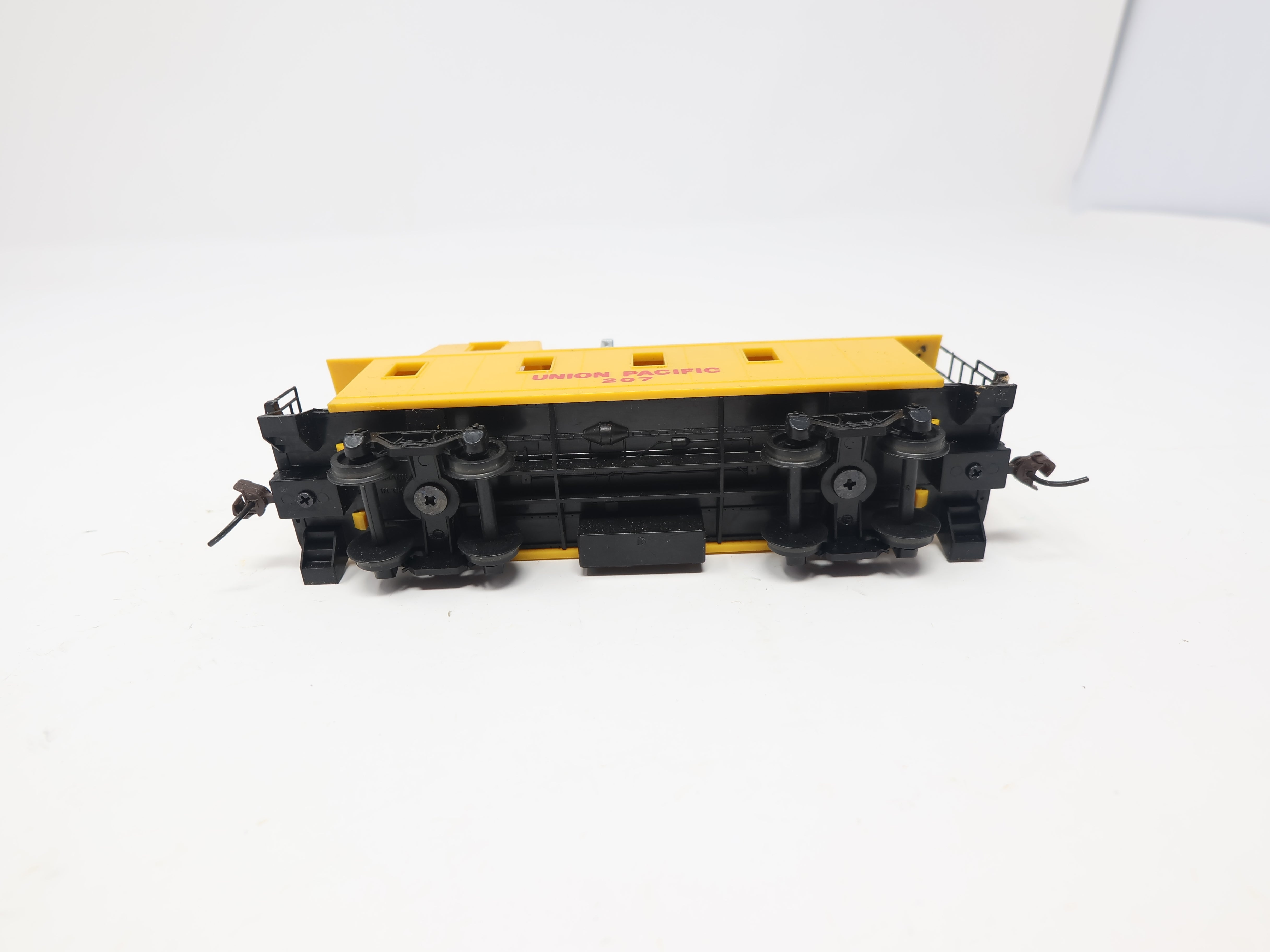 USED Bachmann HO Scale, Caboose, Union Pacific #207, Modern