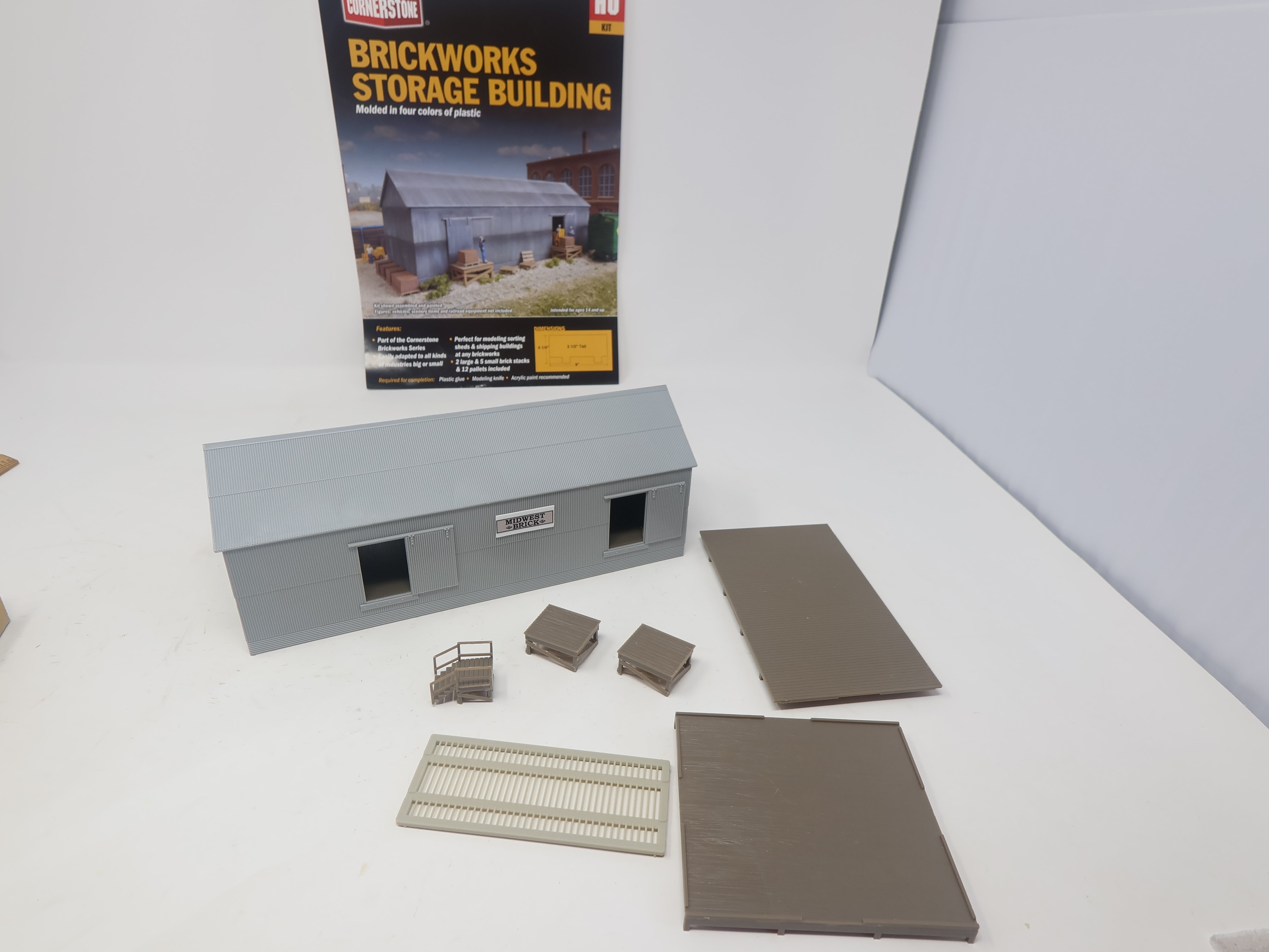 USED Walthers 933-4101 HO Scale, Brickworks Storage Building