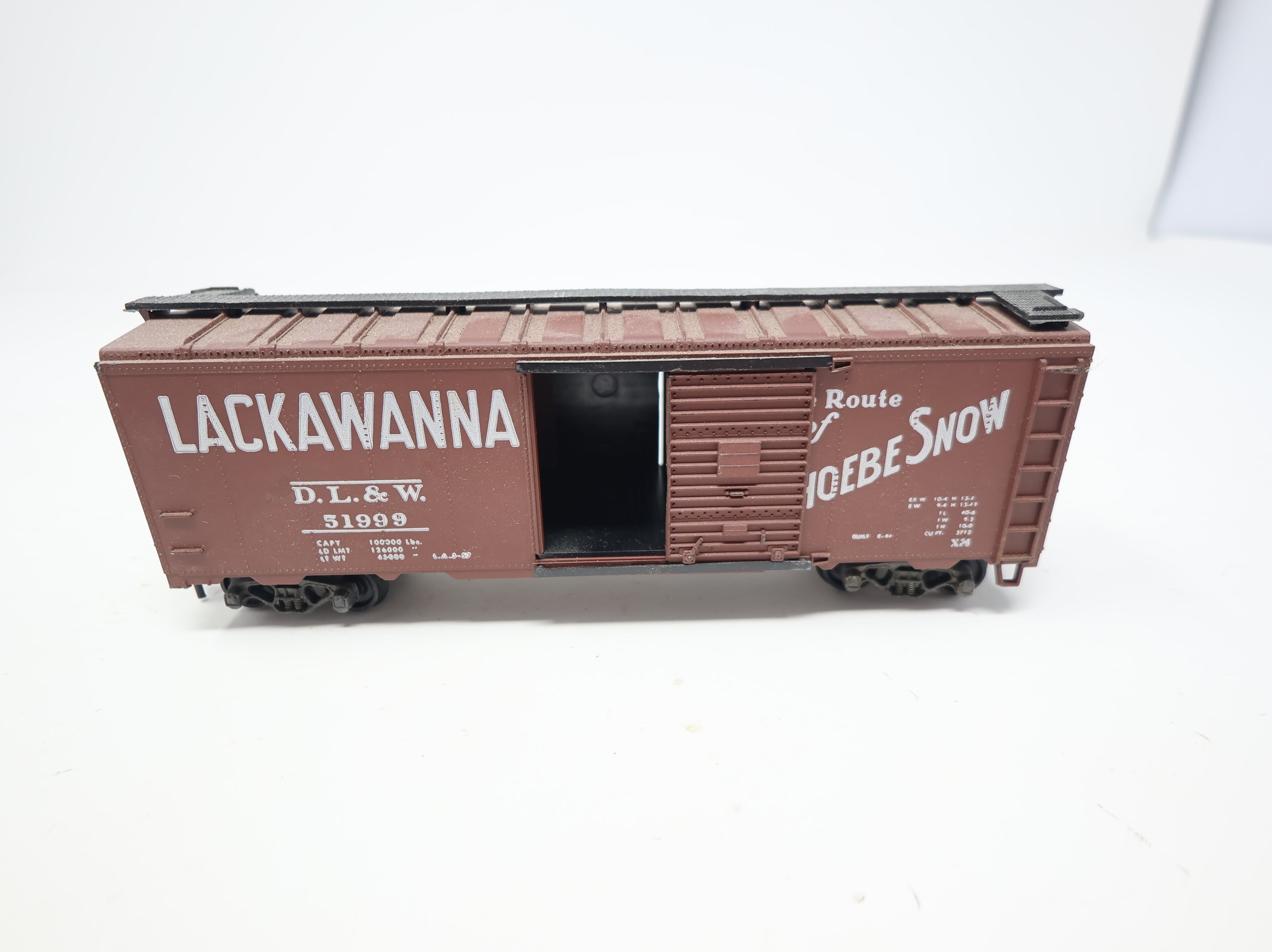 USED Athearn HO Scale 40' Box Car Lackawanna DL&W #51999