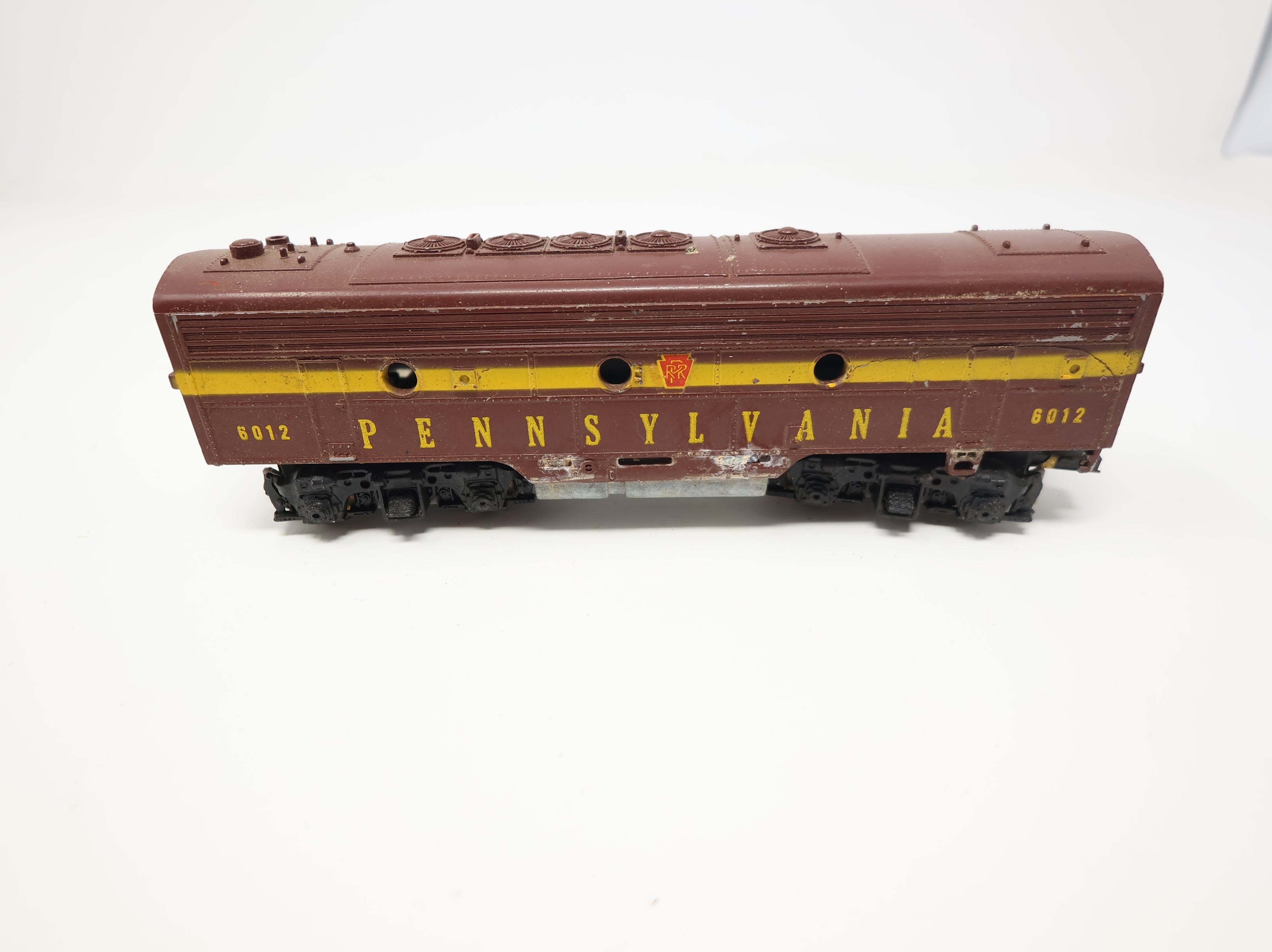 USED PENN LINE HO Scale B Unit Diesel Locomotive Pennsylvania #6012 Unpowered