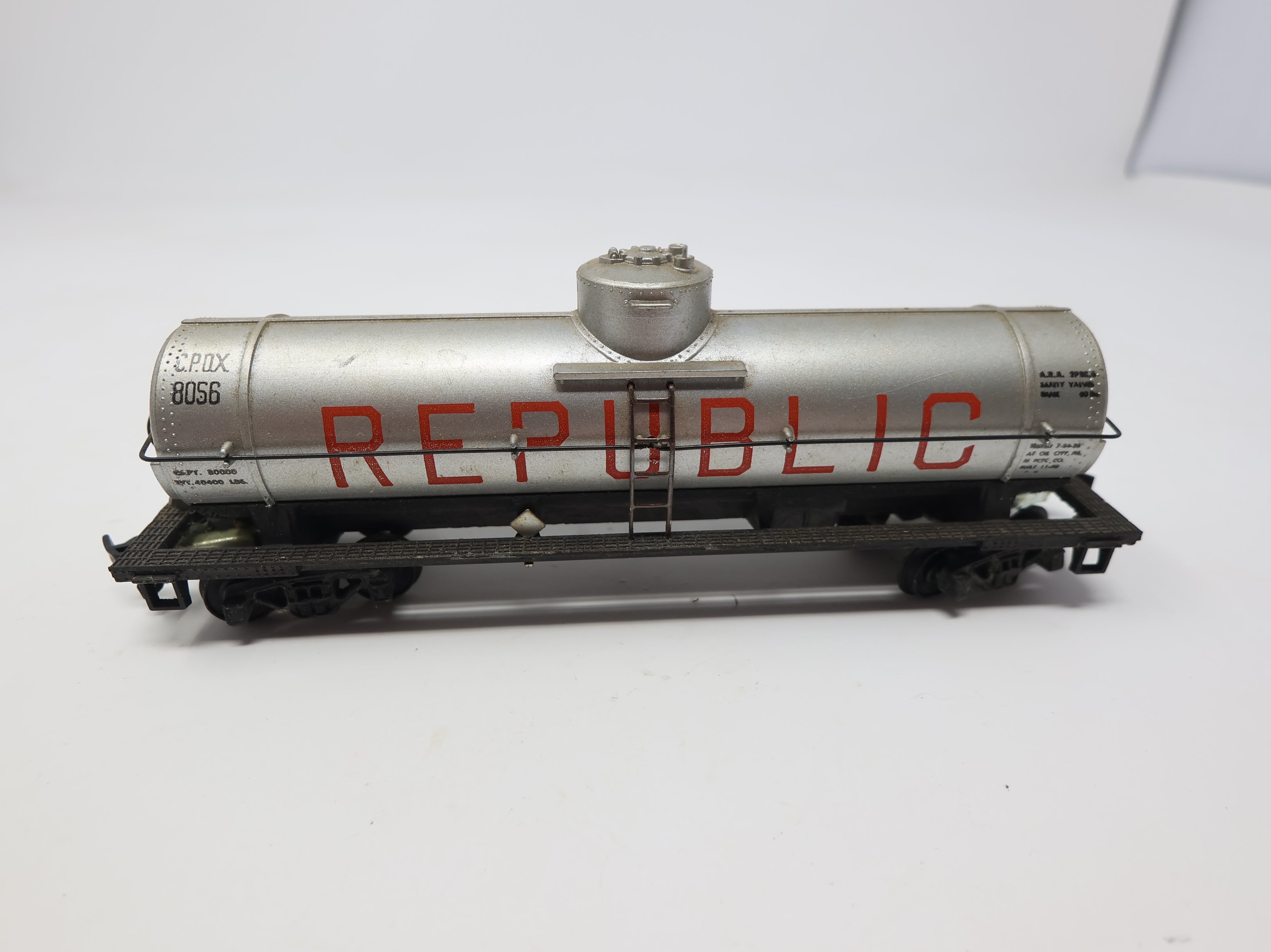 USED Mantua HO Scale Single Dome Tank Car Republic CPOX #8056