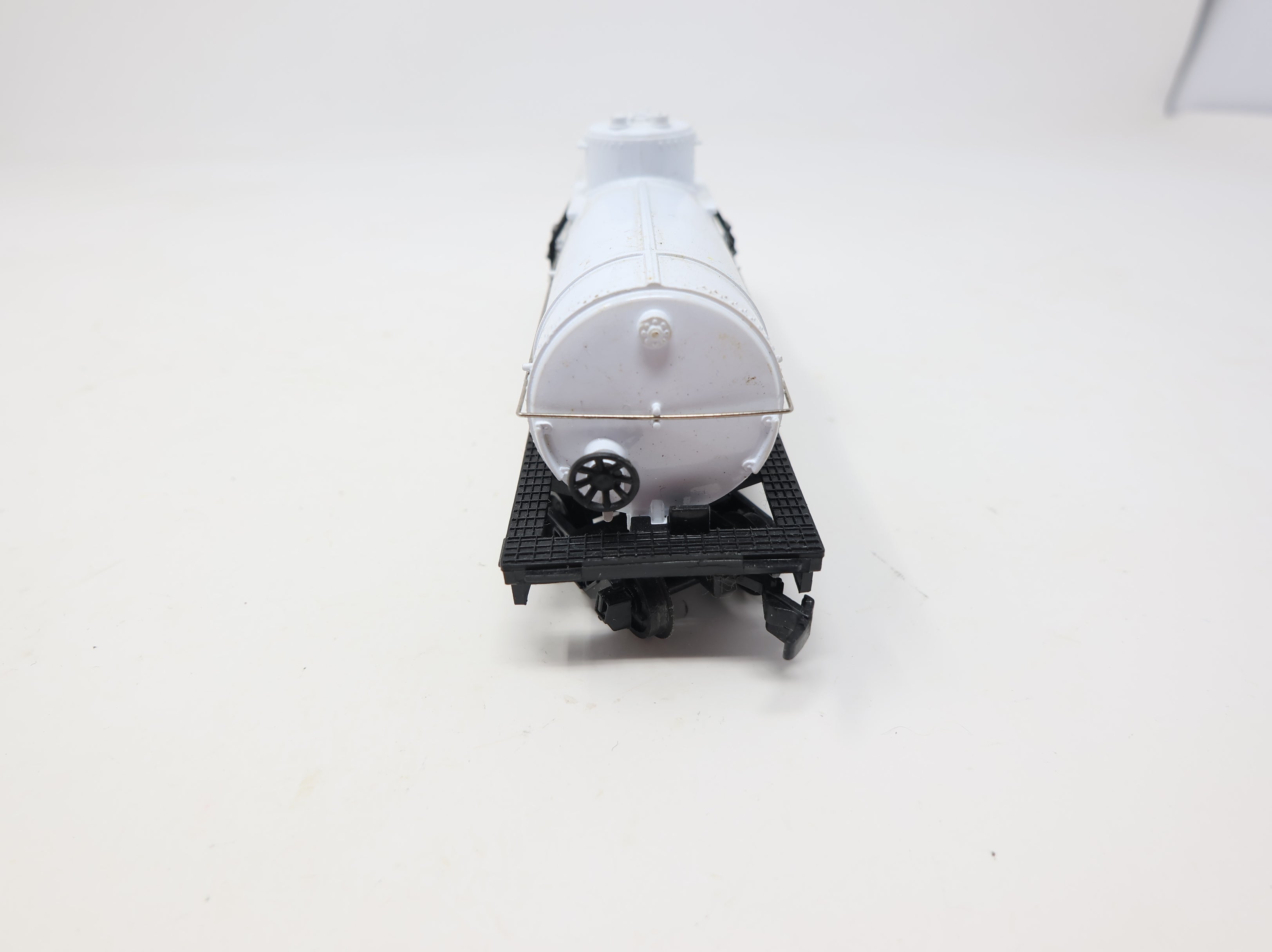 USED Bachmann HO Scale Single Dome Tank Car Cyanamid