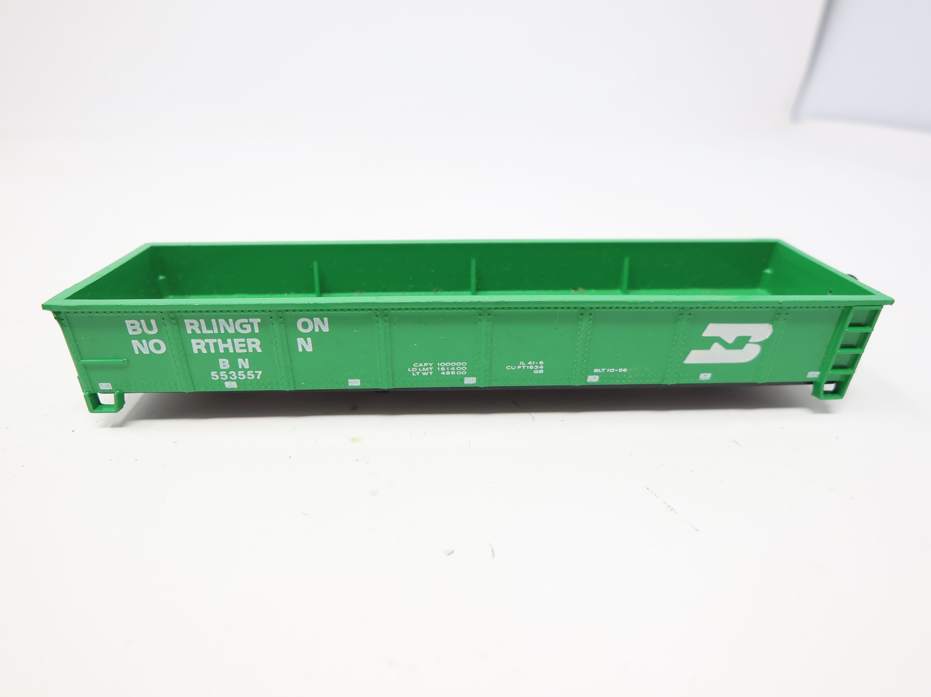 USED Bachmann HO Scale 40' Gondola Burlington Northern BN #553557 No Trucks/Couplers