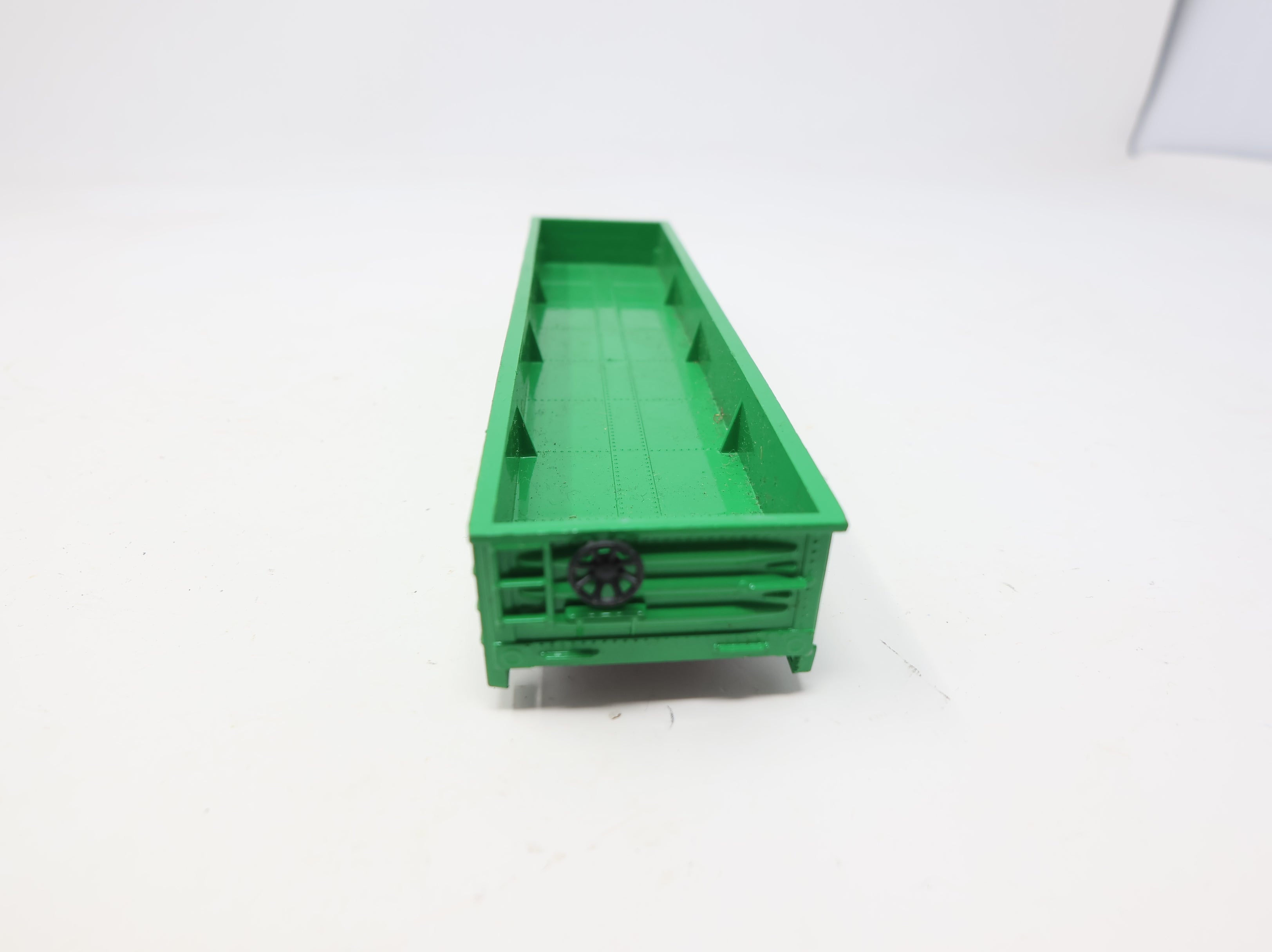 USED Bachmann HO Scale 40' Gondola Burlington Northern BN #553557 No Trucks/Couplers