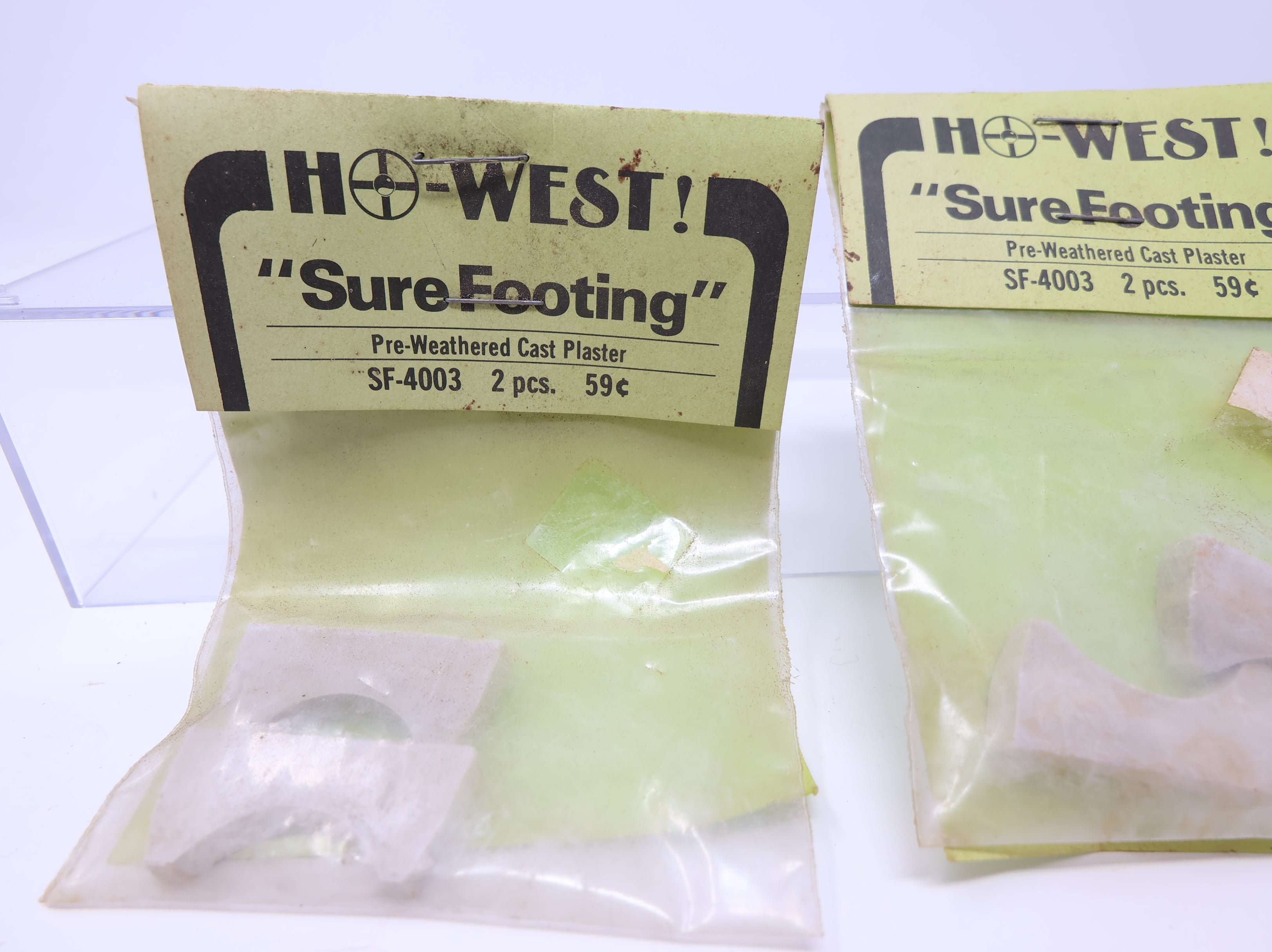 USED HO-West SF4003 HO Scale Sure Footing Pre Weathered Cast Plaster for Fuel Tanks (4 pcs)