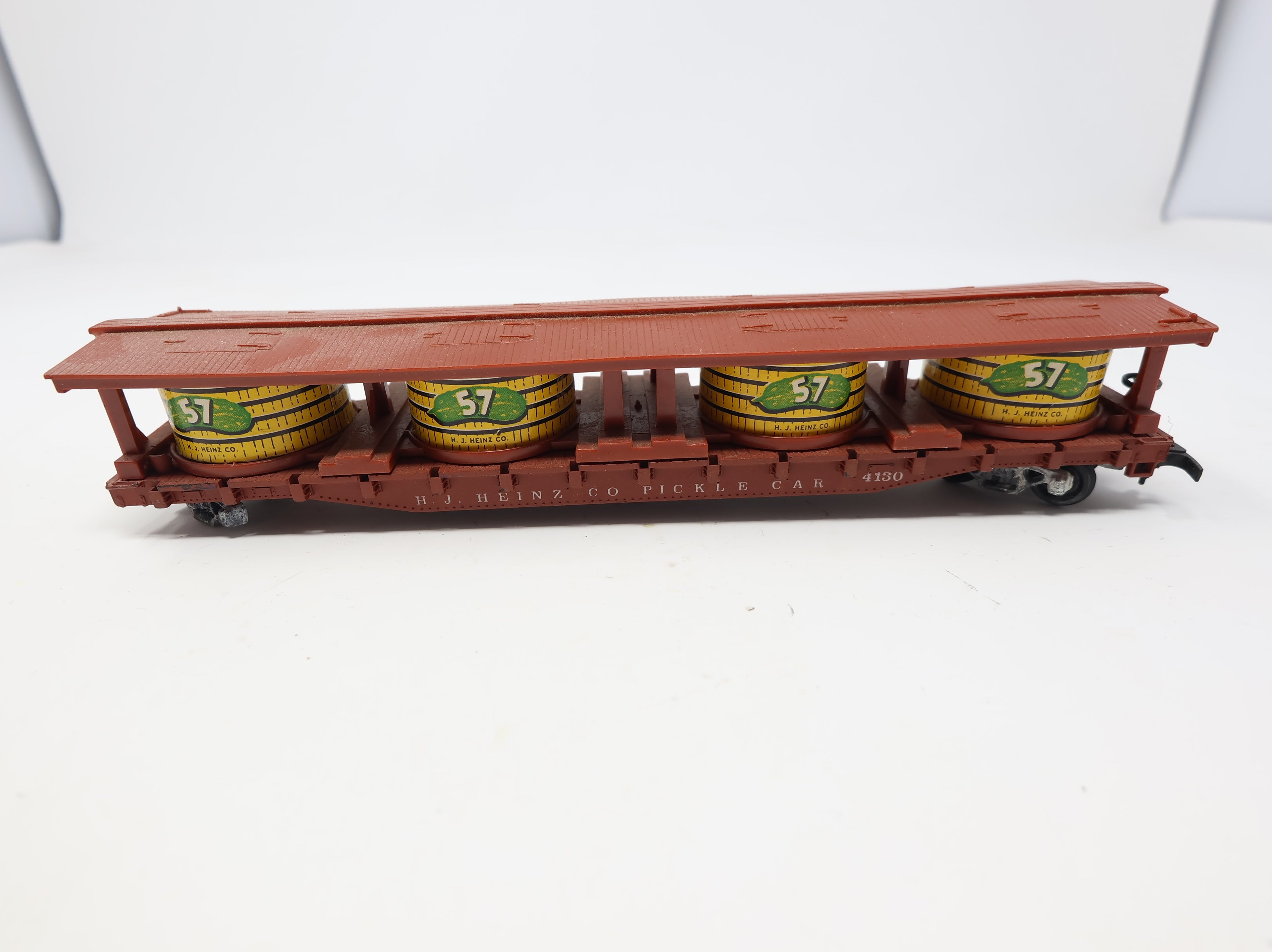 USED REVELL HO Scale Pickle Car Heinz #4130