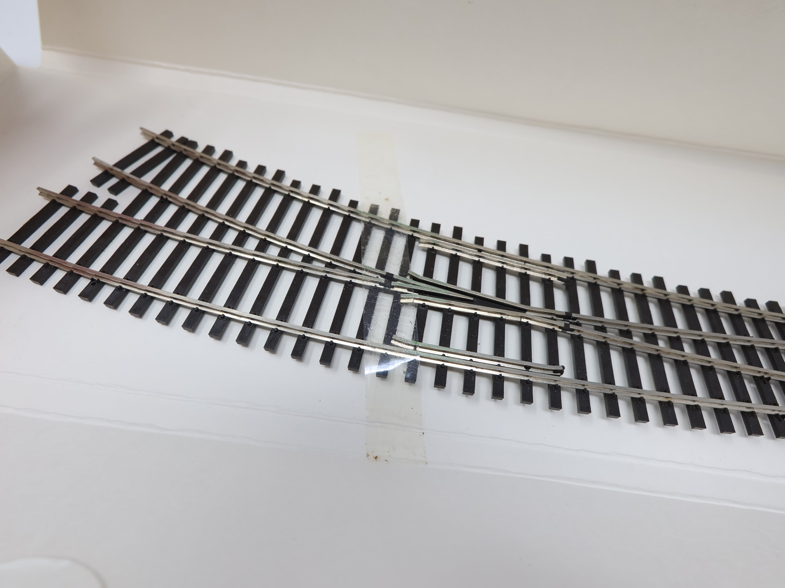 USED Walthers 948-8895 HO Scale Code 83 Right Hand Curved Turnout #7 Track