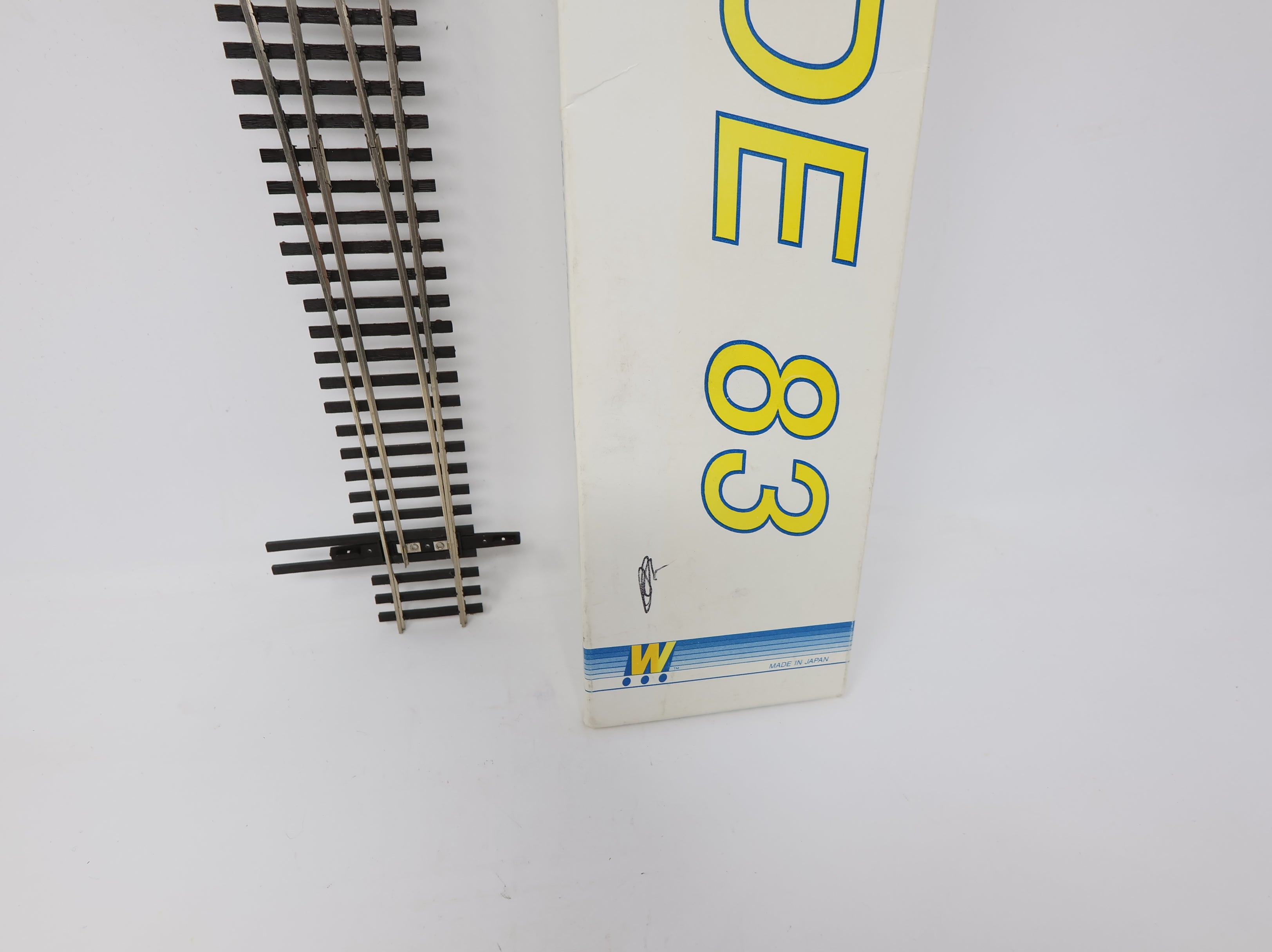 USED Walthers 948-8802 HO Scale Code 83 Right Hand Turnout #4 Track