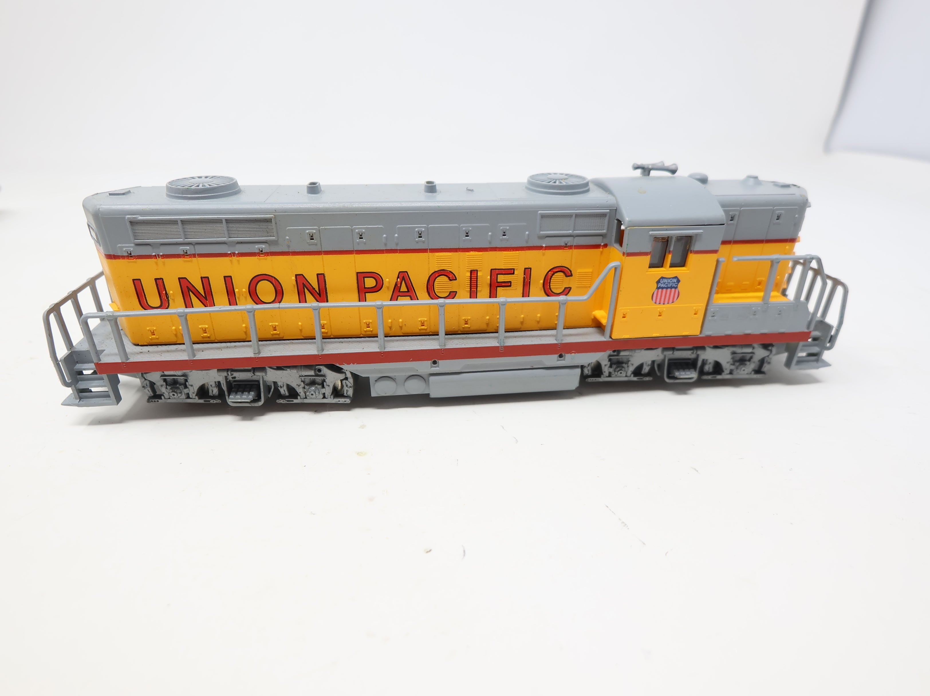 USED Bachmann HO Scale GP18 Diesel Locomotive