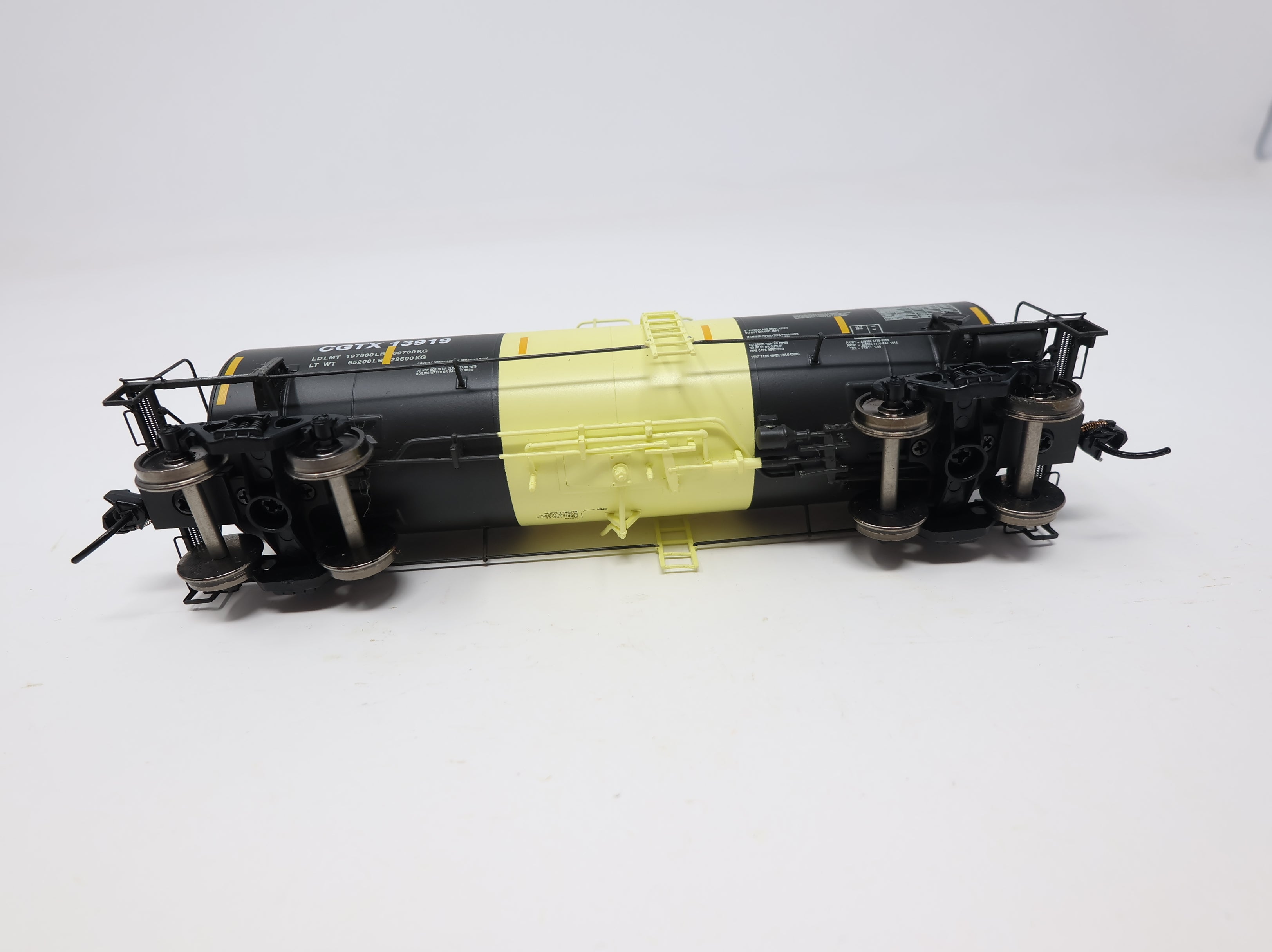 USED WalthersProto 920-100001 HO Scale 40' Trinity 14k Gal Molten Sulfur Tank Car General American CGTX #13919