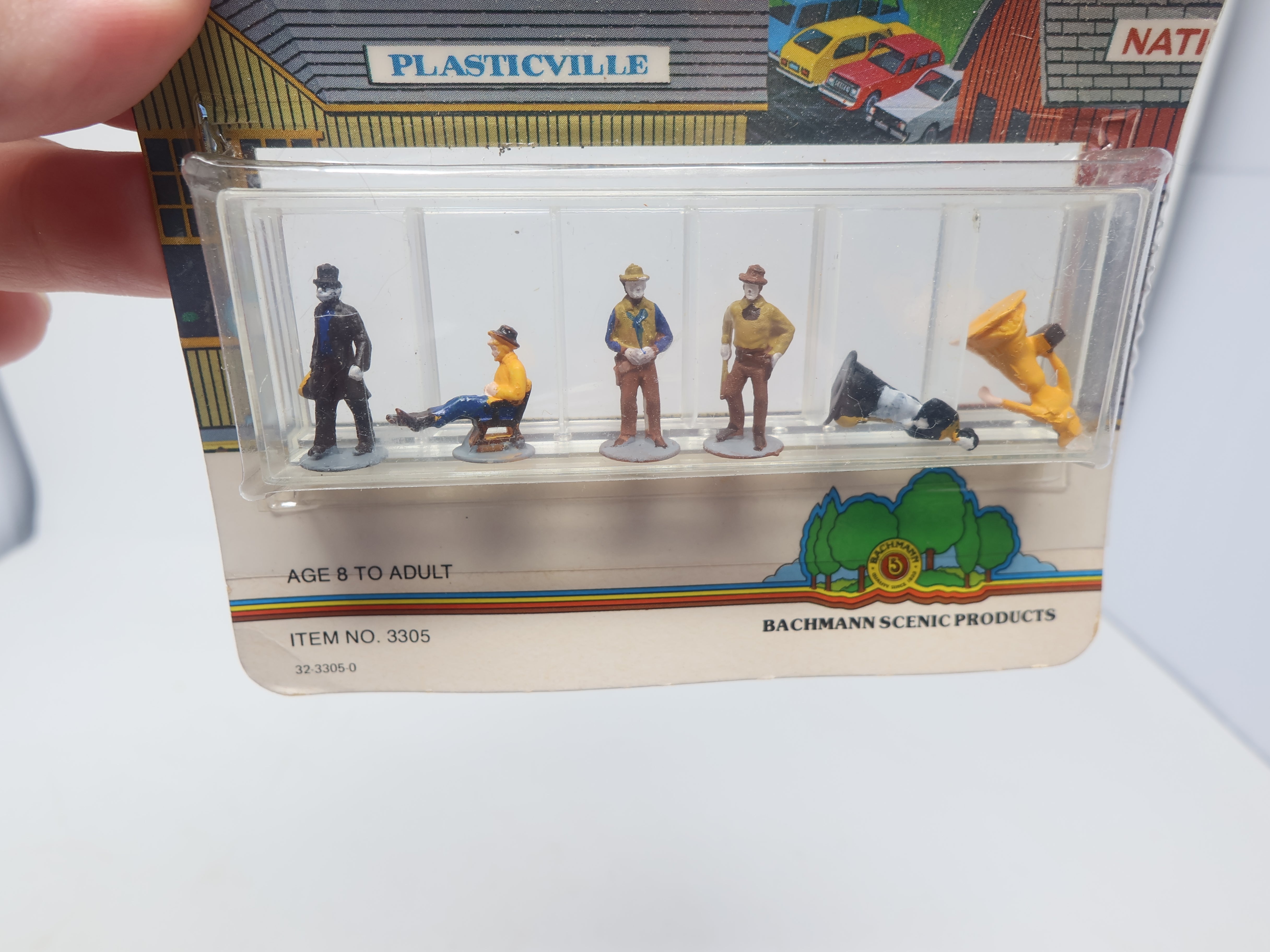 USED Bachmann 3305 HO Scale, Mini-People (6 pieces)