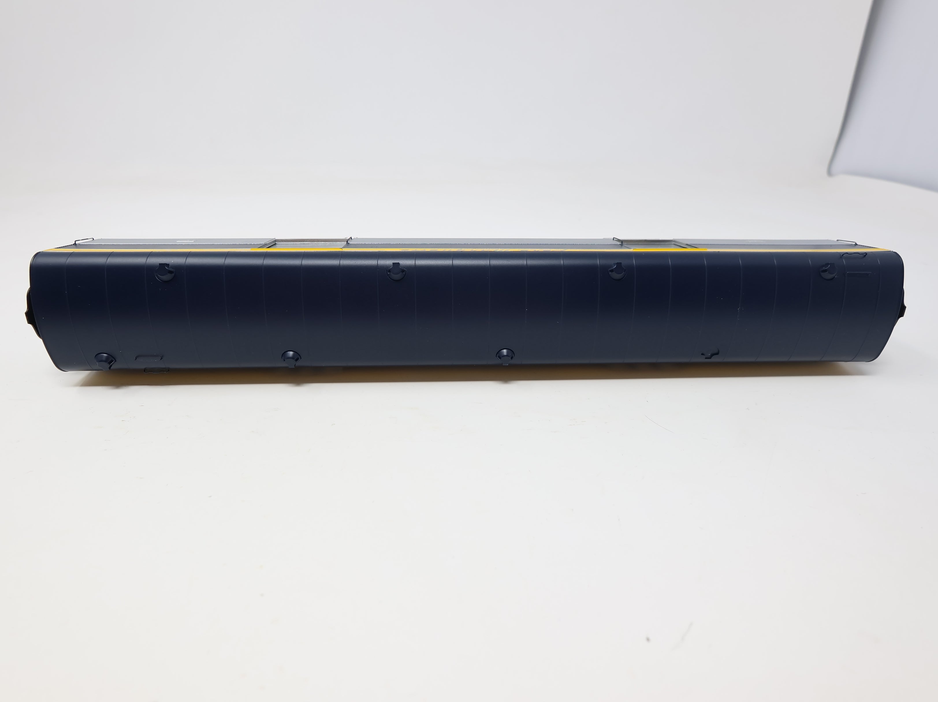 WalthersProto 920-9361 HO Scale 72' Pullman Baggage Passenger Car Pere Marquette C&O #50