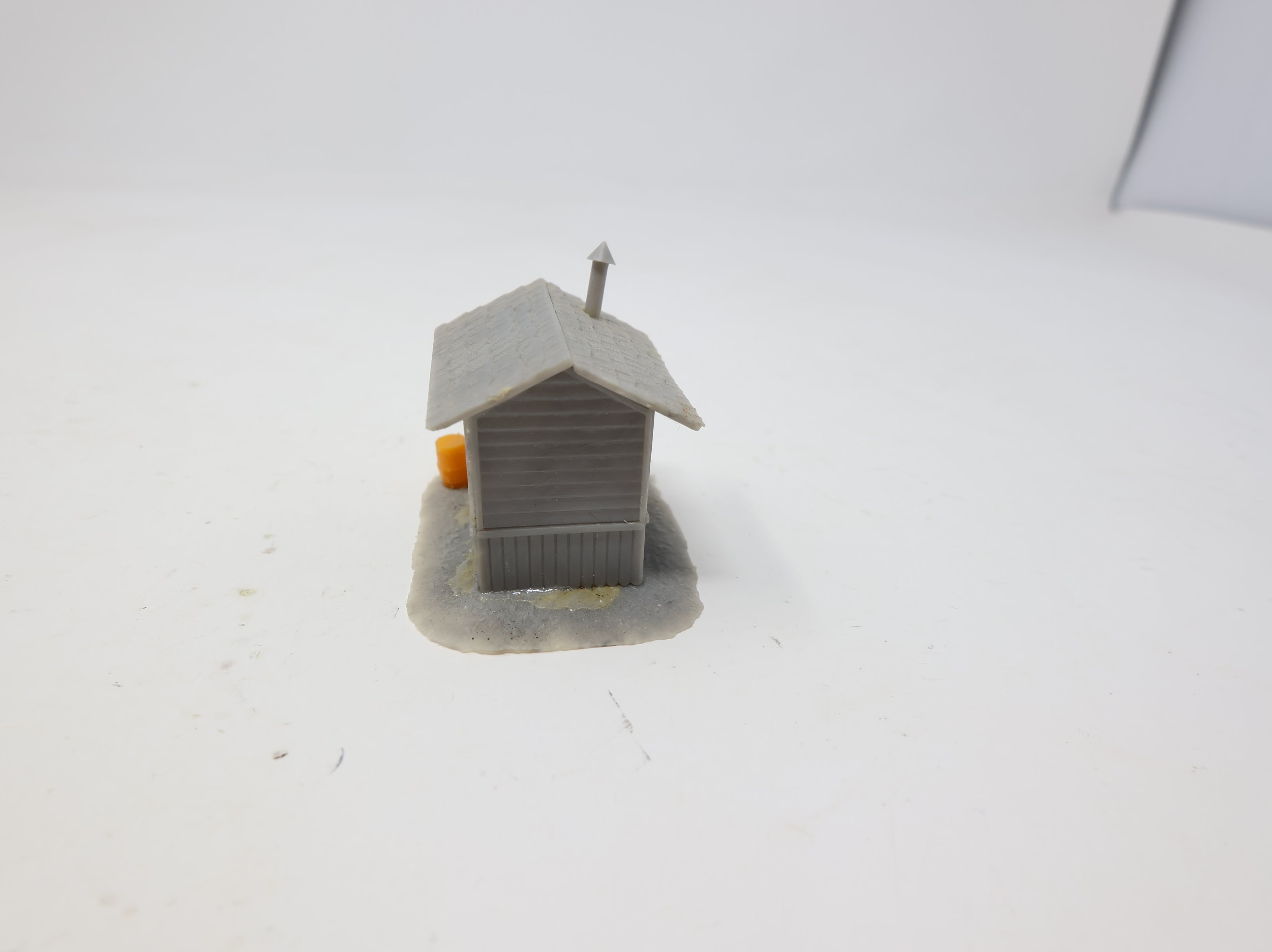 USED HO Scale Little Tiny Work Shanty Gray Building