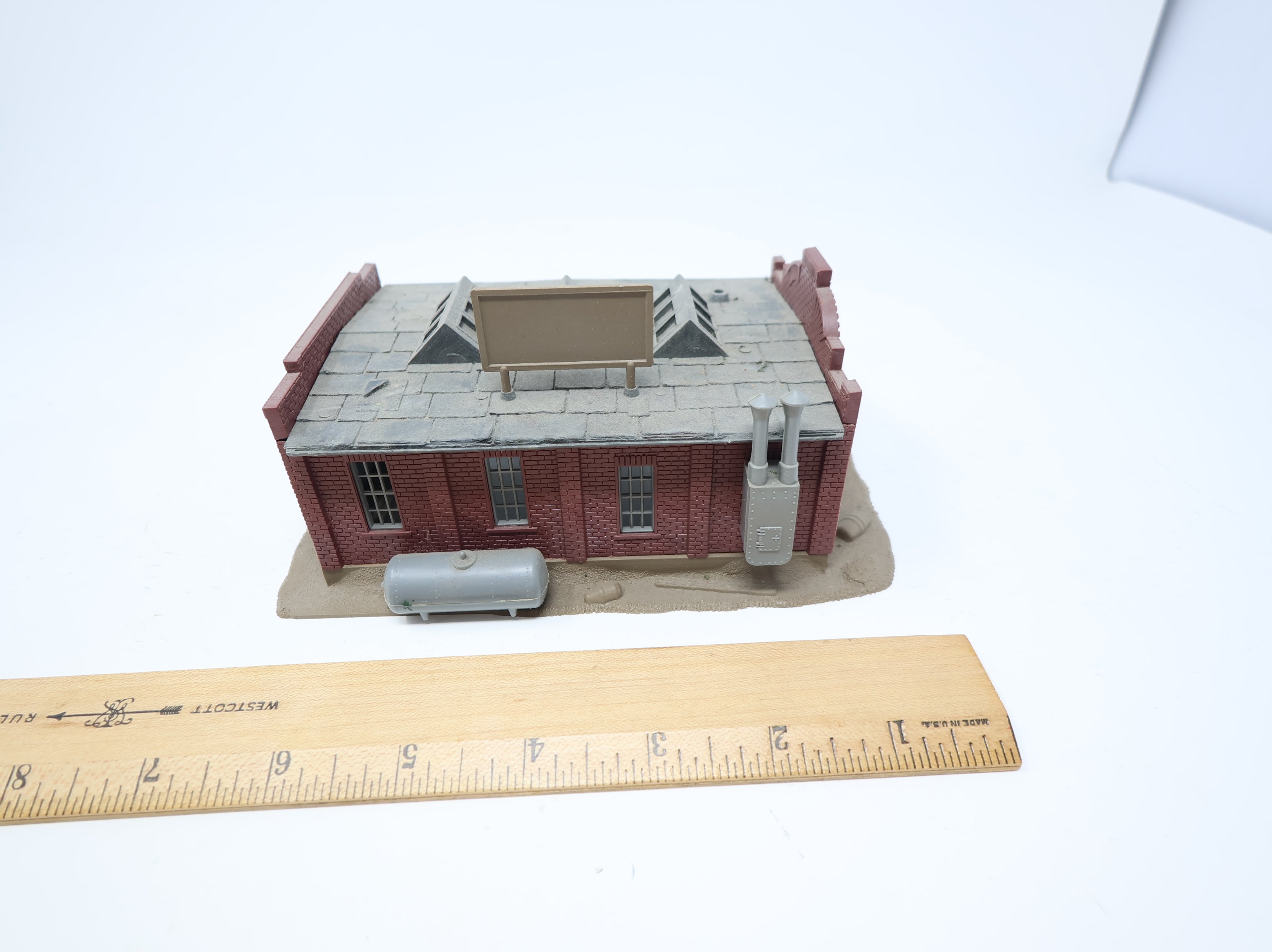 USED Pola HO Scale Factory Machine Shop Building