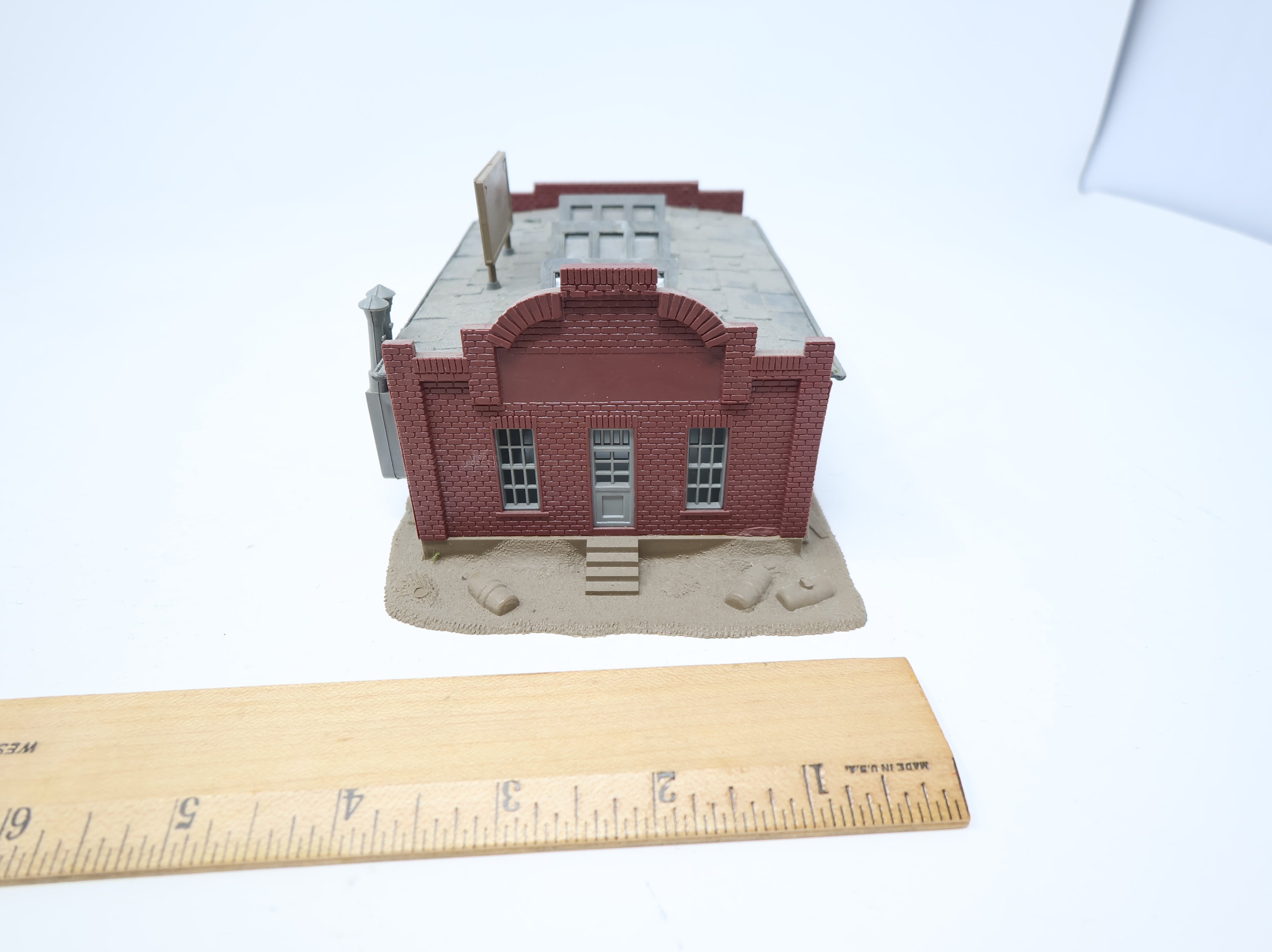 USED Pola HO Scale Factory Machine Shop Building