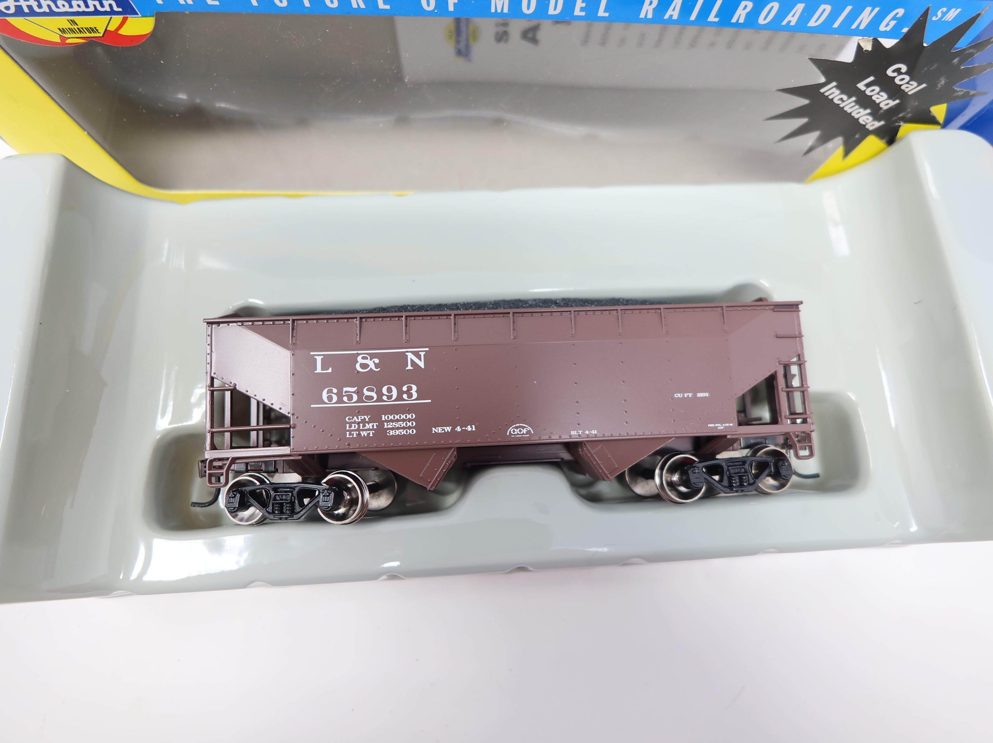 Athearn 70797 HO Scale 34' 2 Bay Hopper Louisville & Nashville L&N #65893 w/ Coal Load