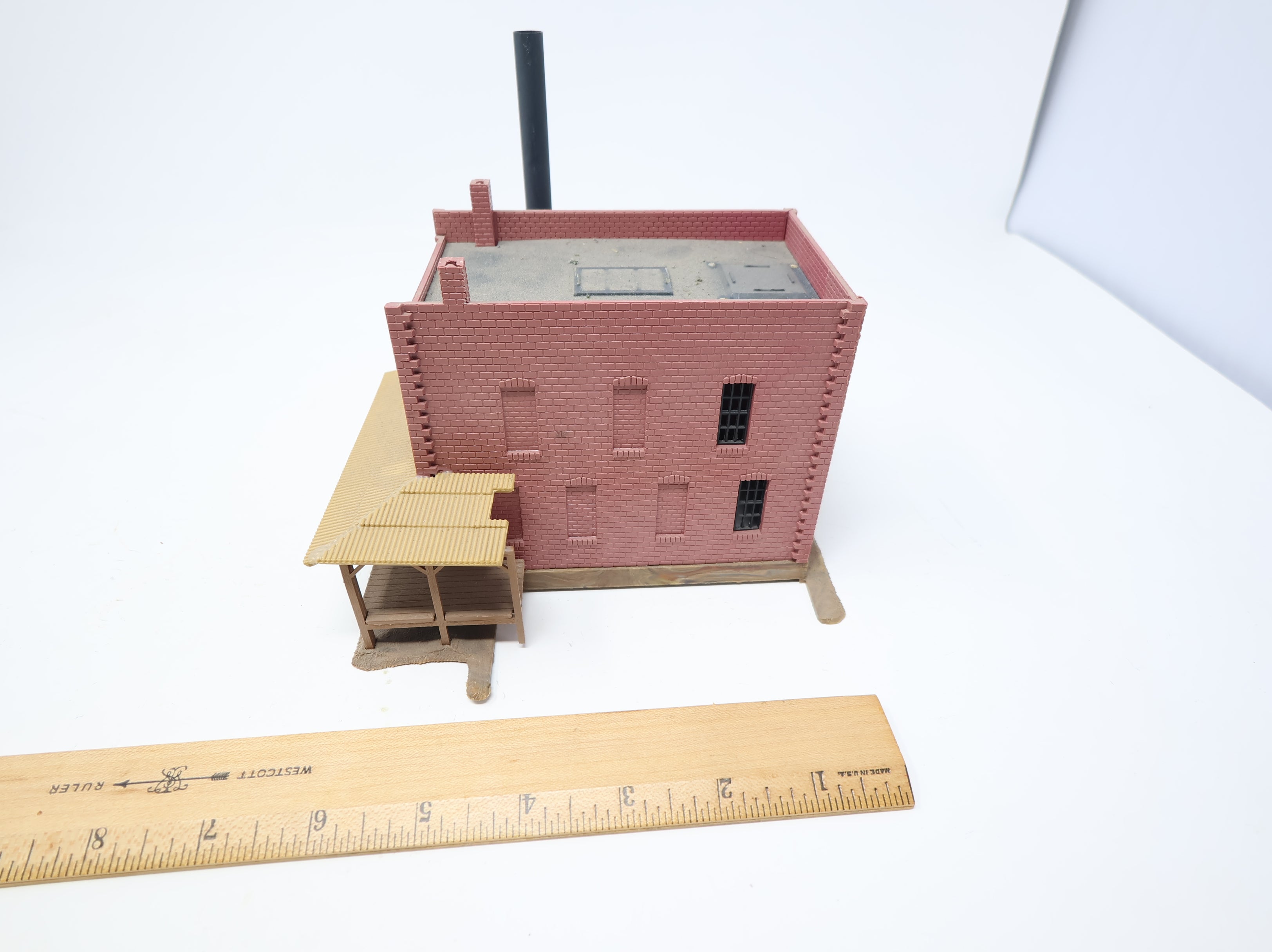 USED Pola HO Scale Factory Building