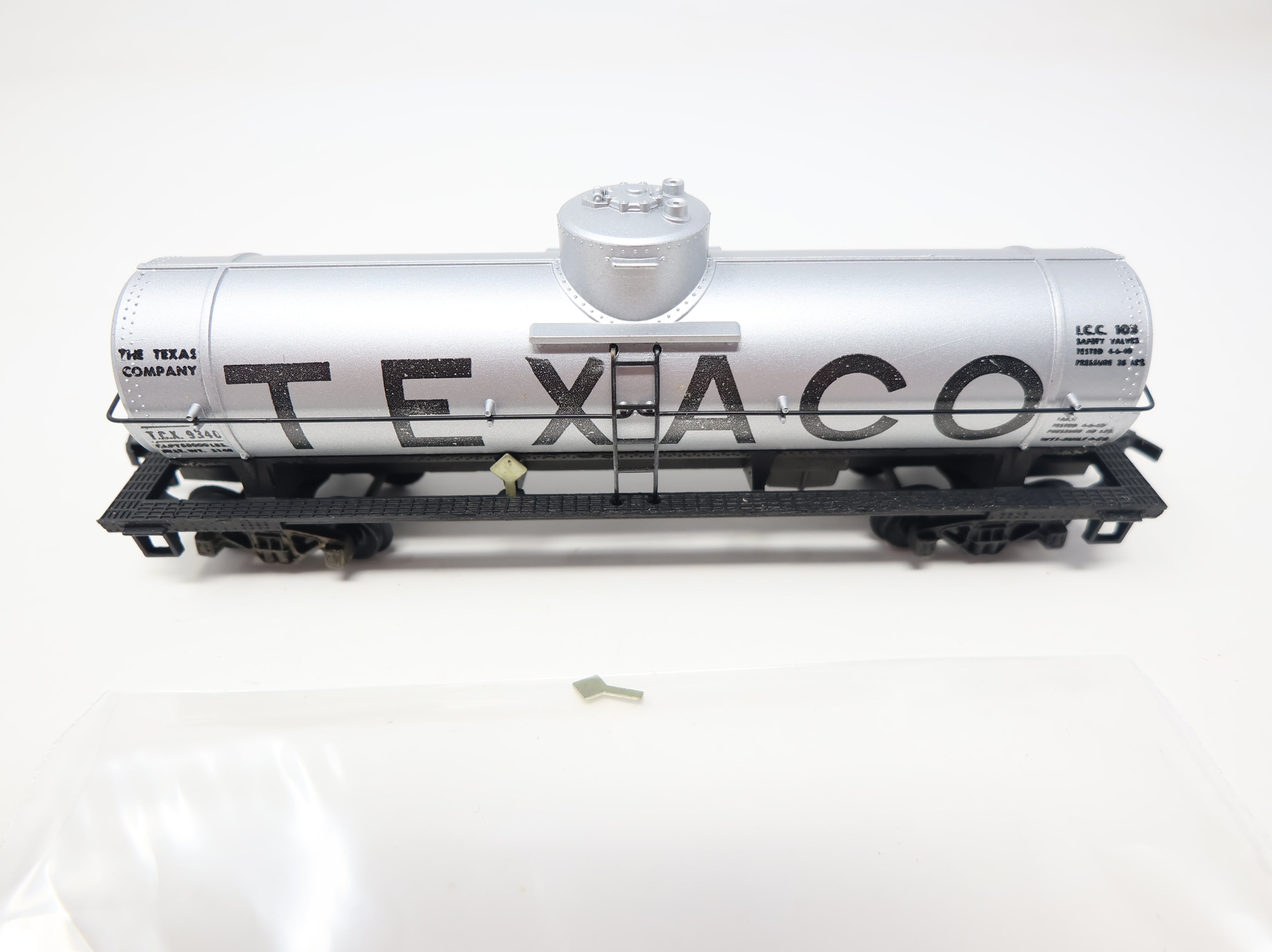 USED Mantua HO Scale Single Dome Tank Car Texaco TCX #9341