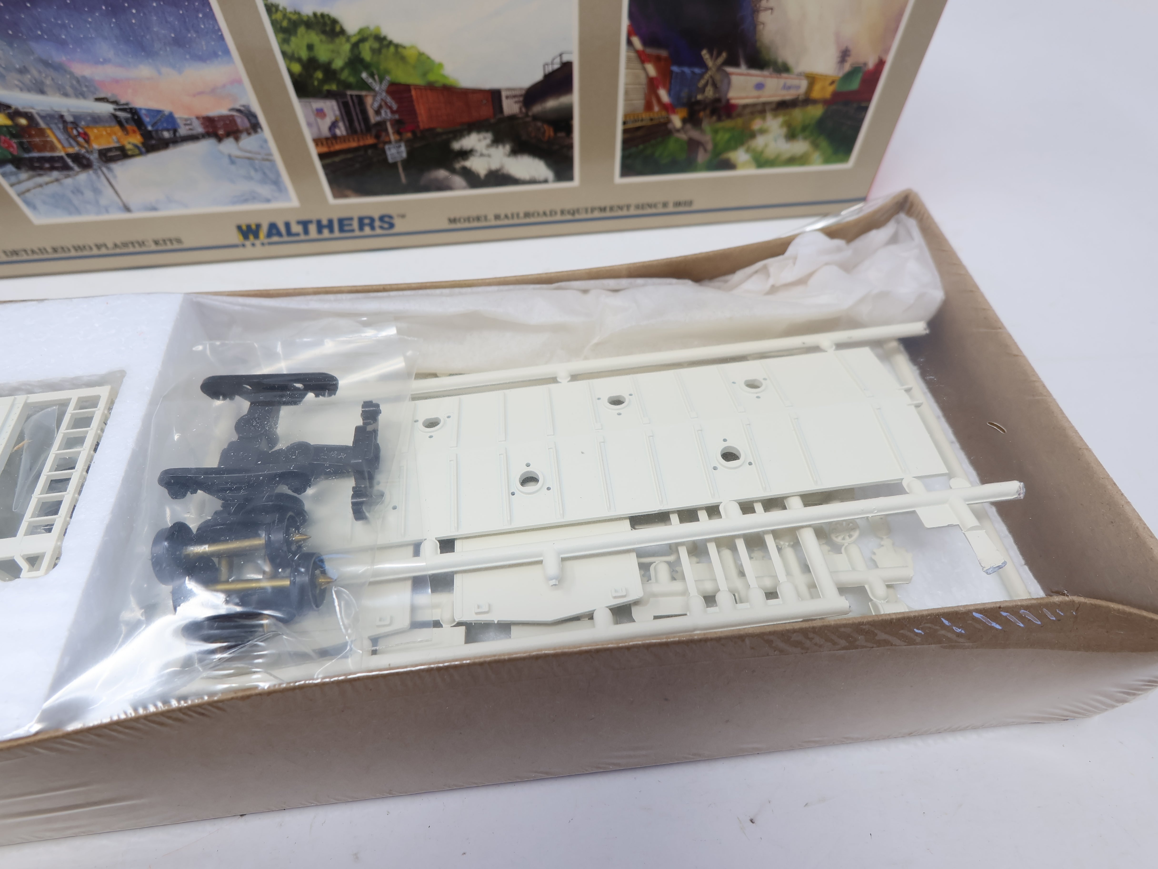 Walthers HO Scale, 1993 LMTD Run Airslide Hopper, SOO Line #69264, Sealed 112/370 (KIT)