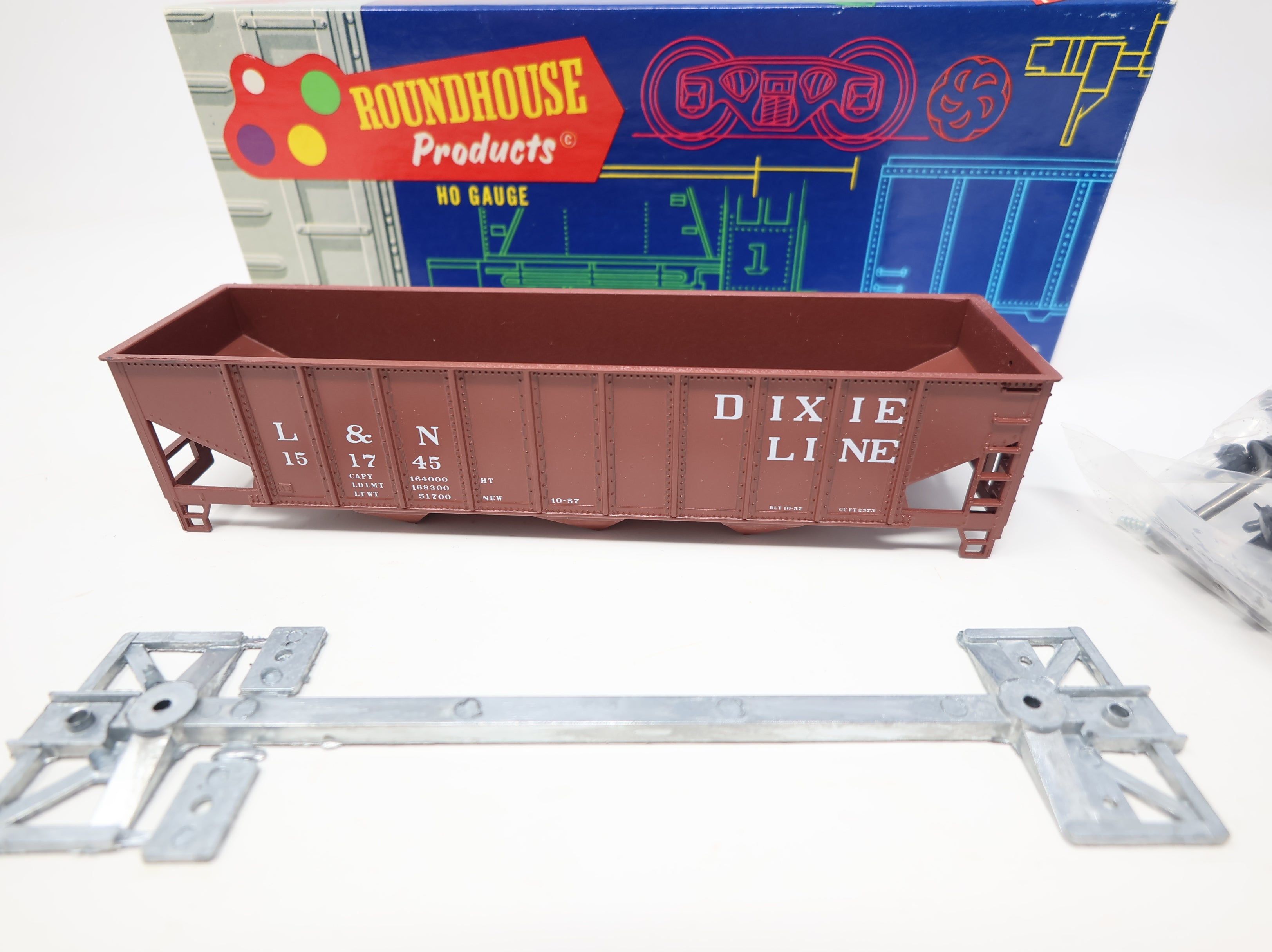 USED Roundhouse HO Scale 70 Ton 3 Bay Hopper Louisville & Nashville L&N #151745 John Henry Custom KIT