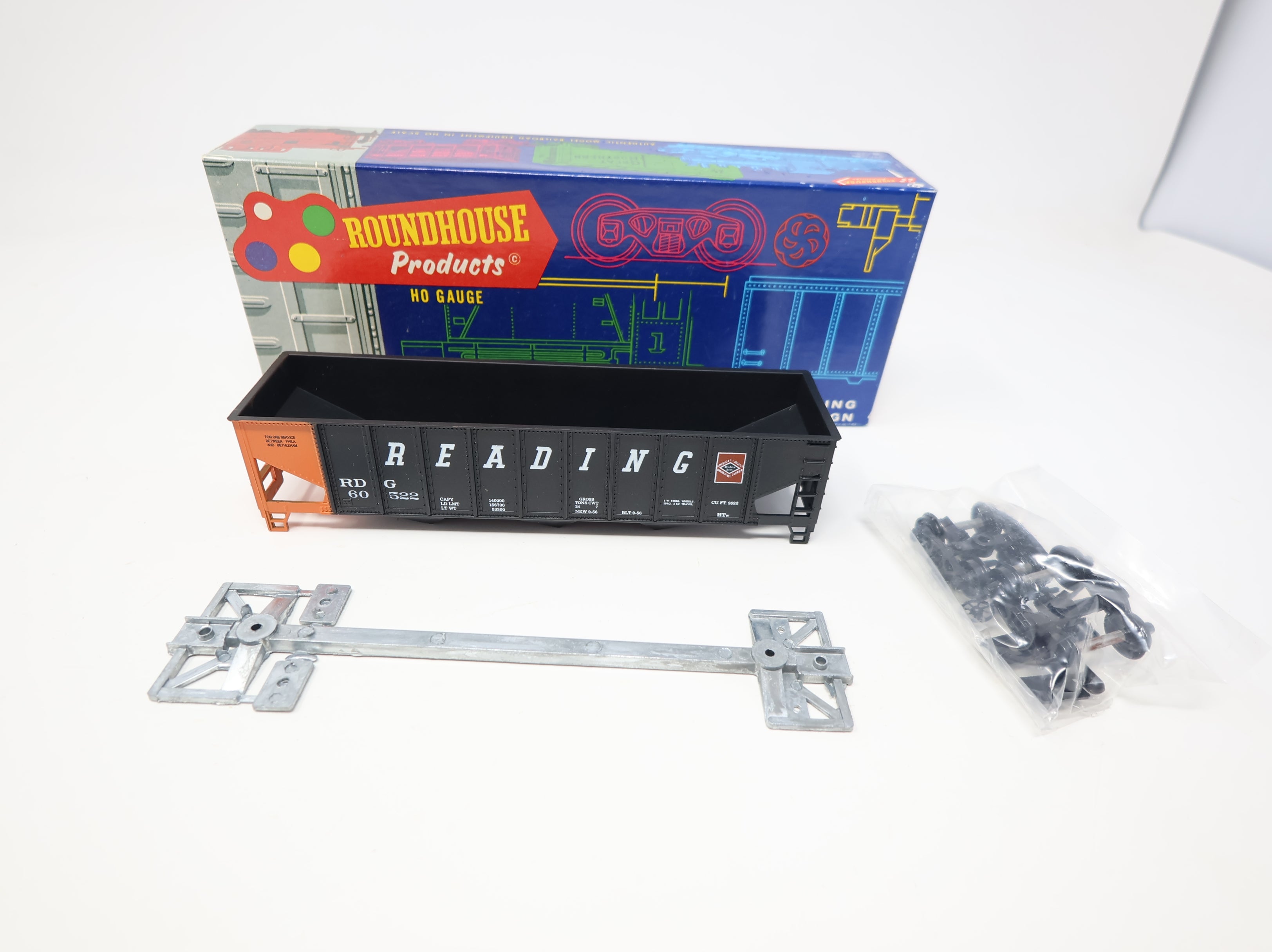 USED Roundhouse 3239 HO Scale 3 Bay Rib-Side Hopper Reading RDG #60522 KIT