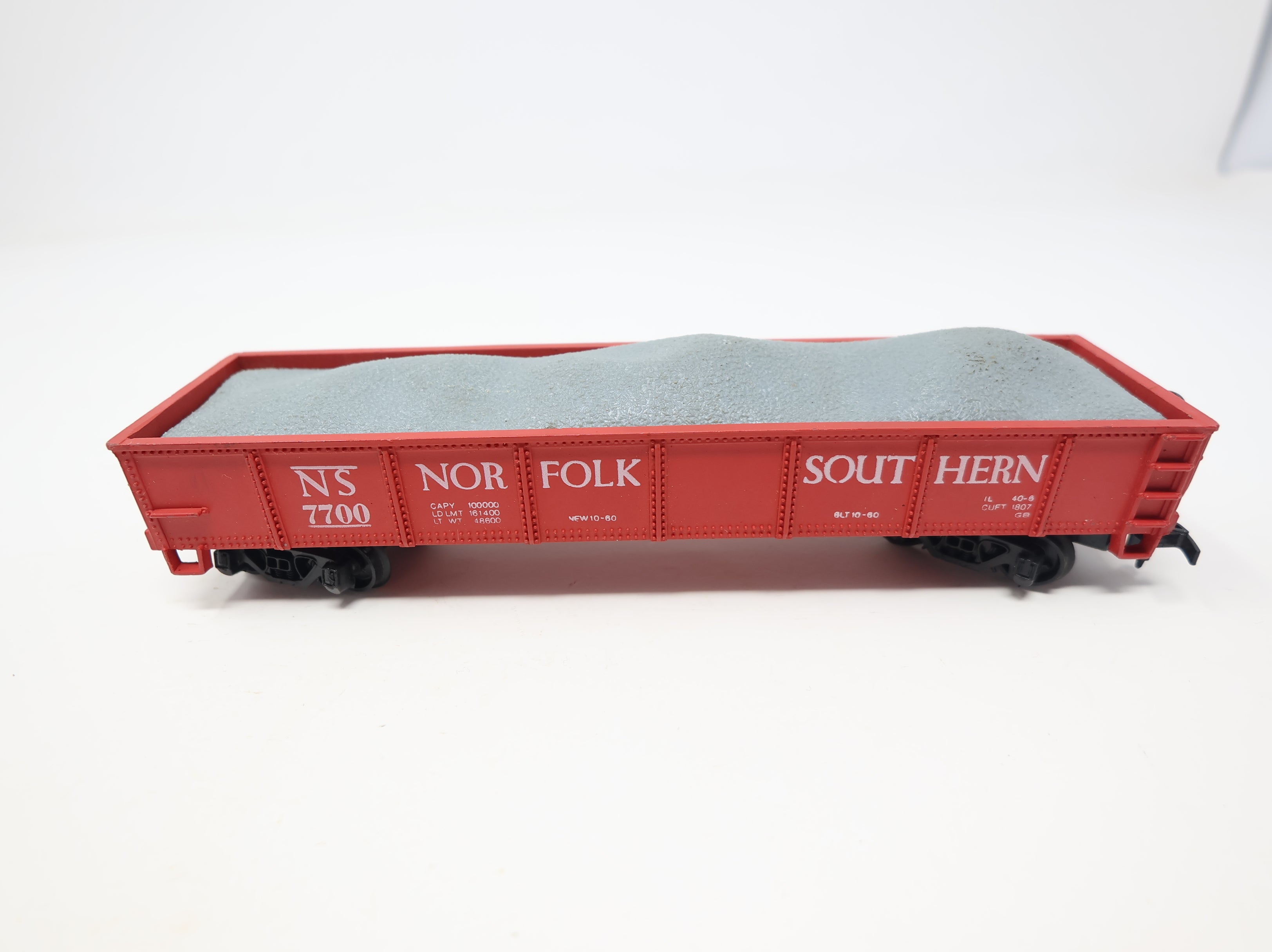 USED AHM HO Scale 40' Gondola Original Norfolk Southern NS #7700 w/ Ballast Load