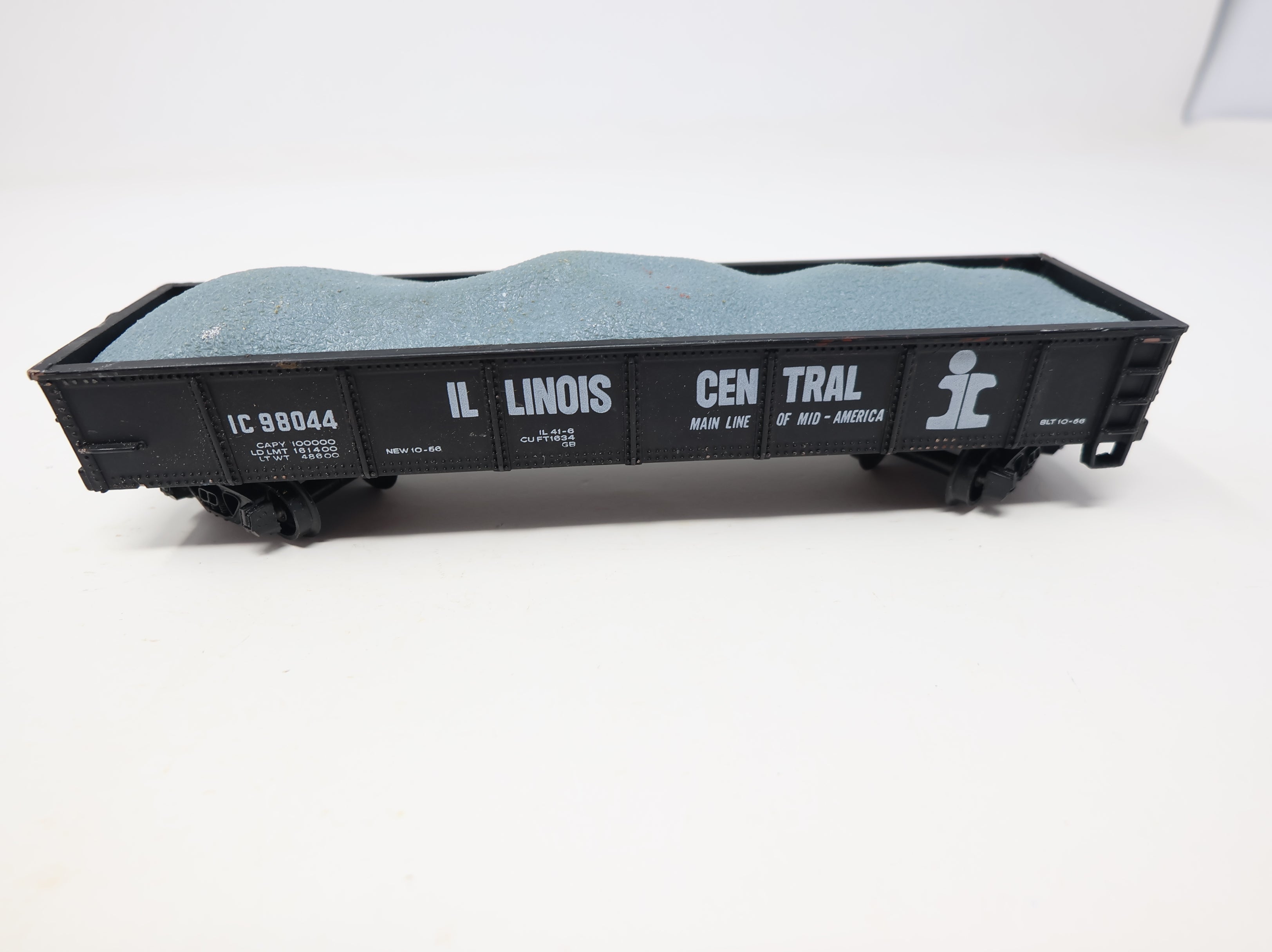 USED AHM HO Scale 40' Gondola Illinois Central IC #98044 w/ Ballast Load