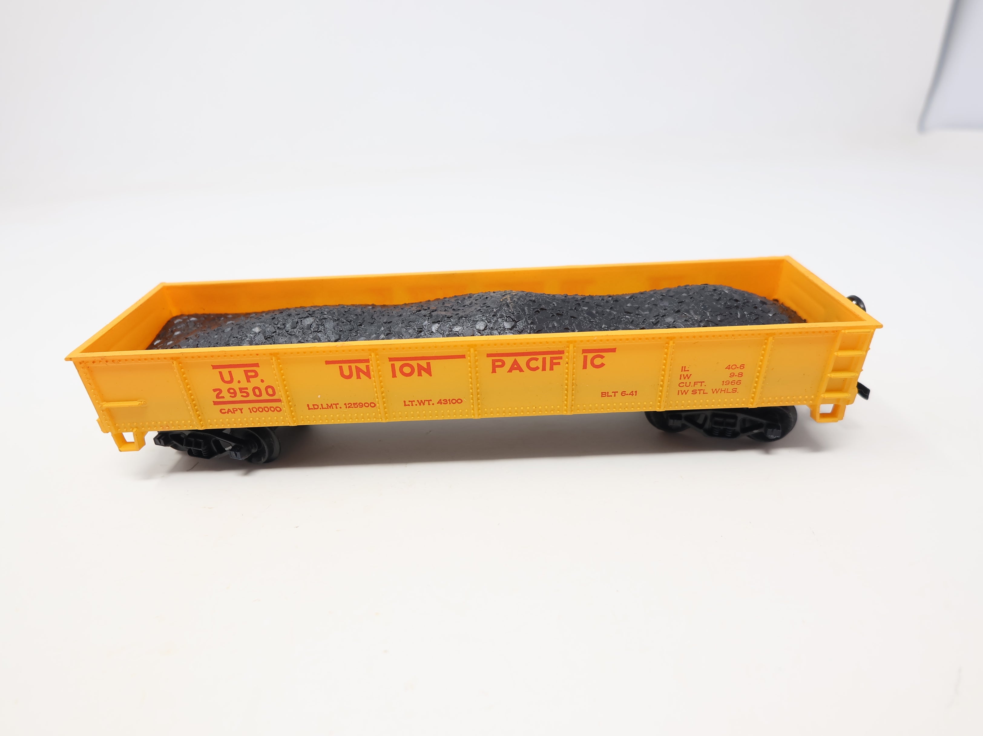 USED Life-Like HO Scale 40' Gondola Union Pacific UP #29500 w/ Coal Load