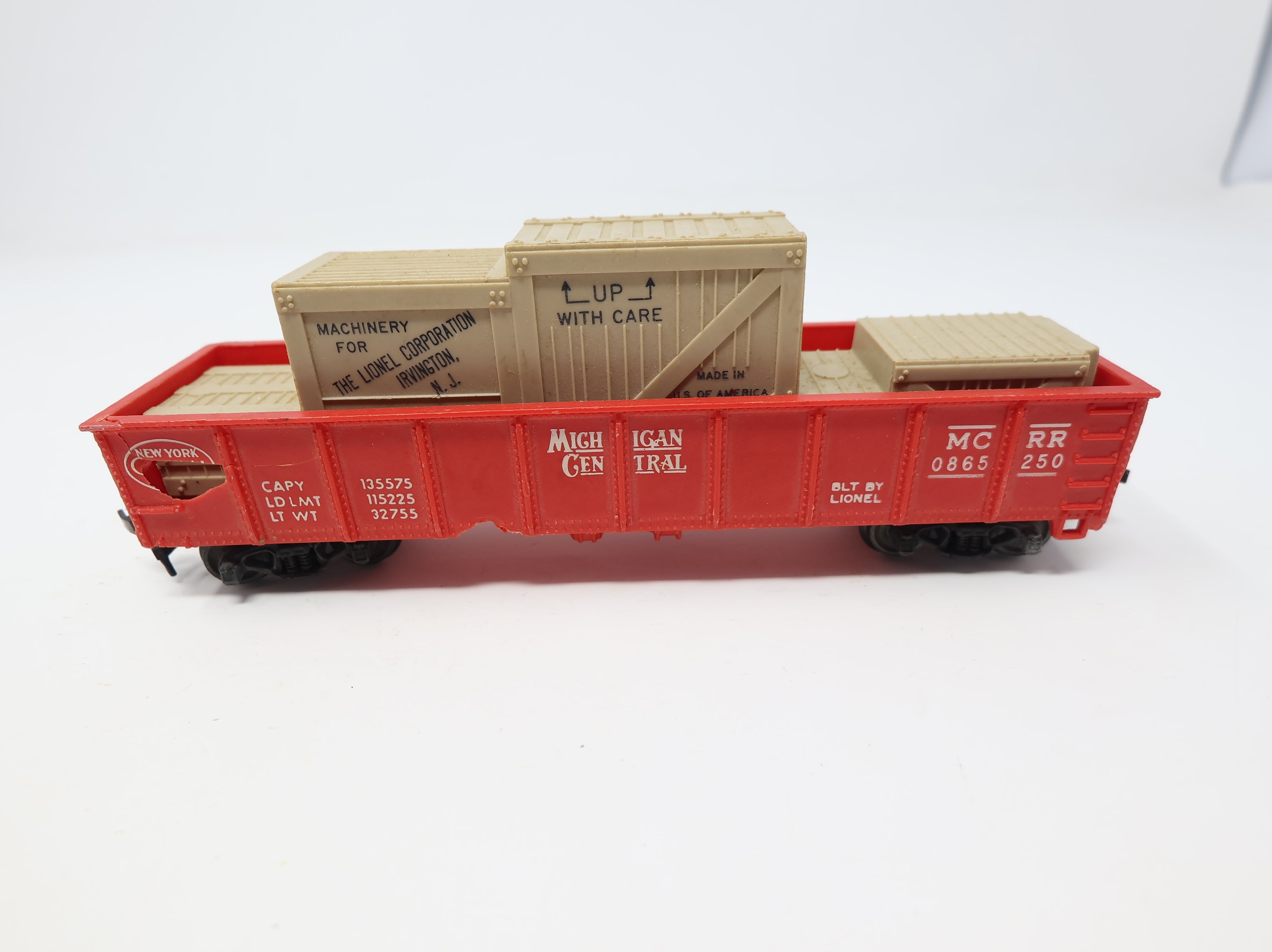 USED Lionel HO Scale 40' Gondola Michigan Central MCRR #0865250 w/ Crate Load (Rough)