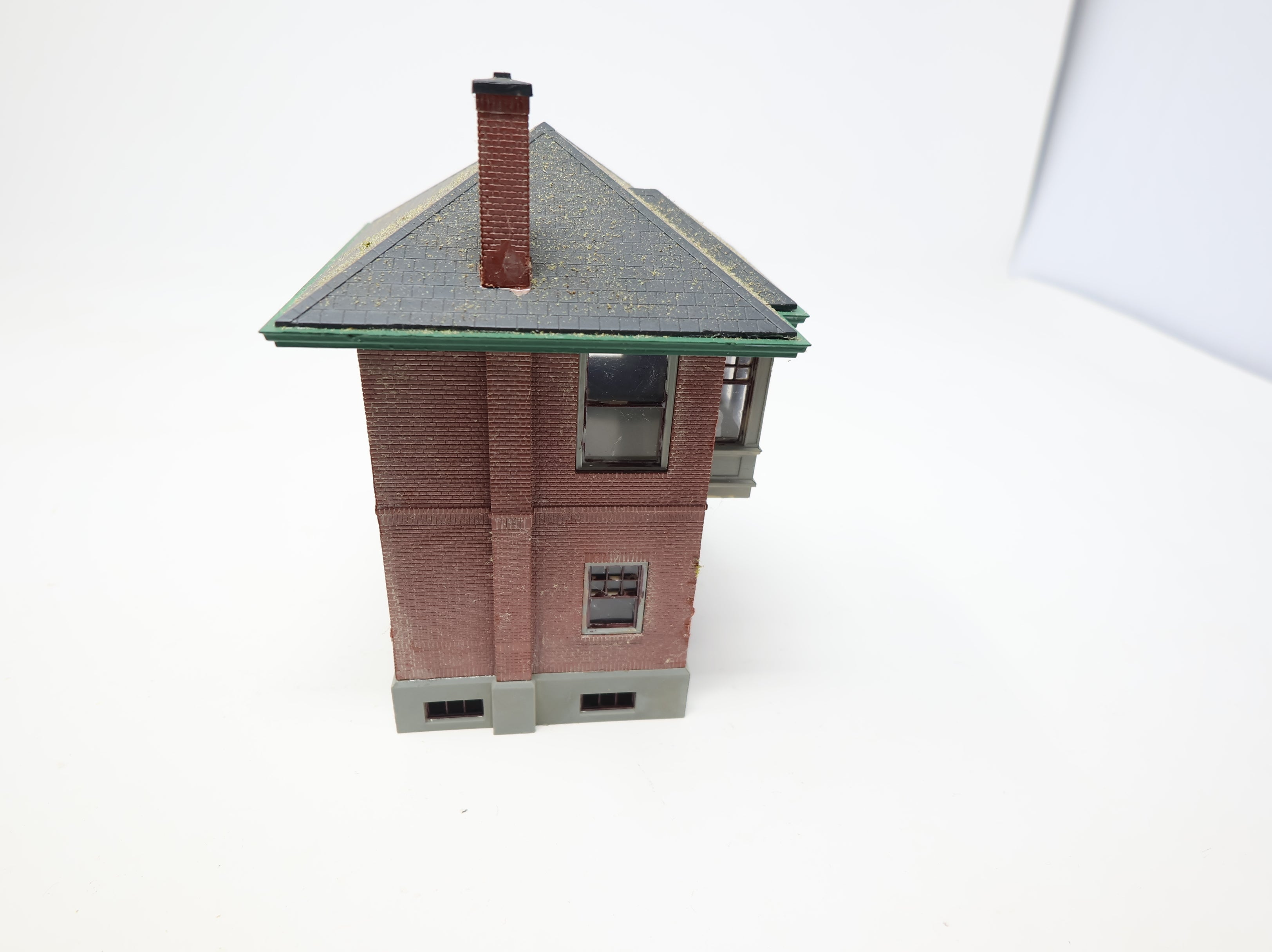 USED HO Scale Station Tower