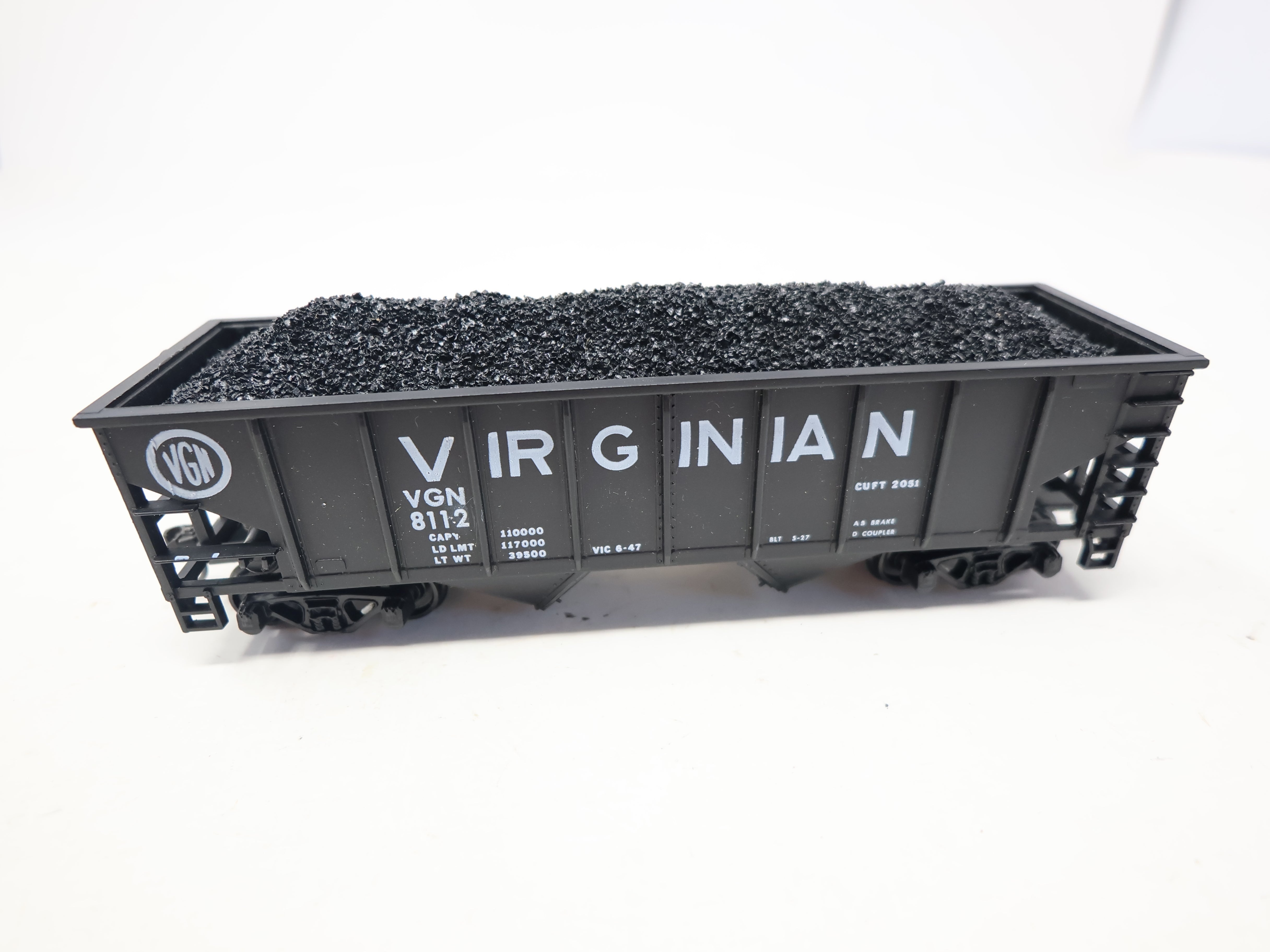 USED HO Scale, 55 Ton Hopper w/ Coal, Virginian VGN #8112