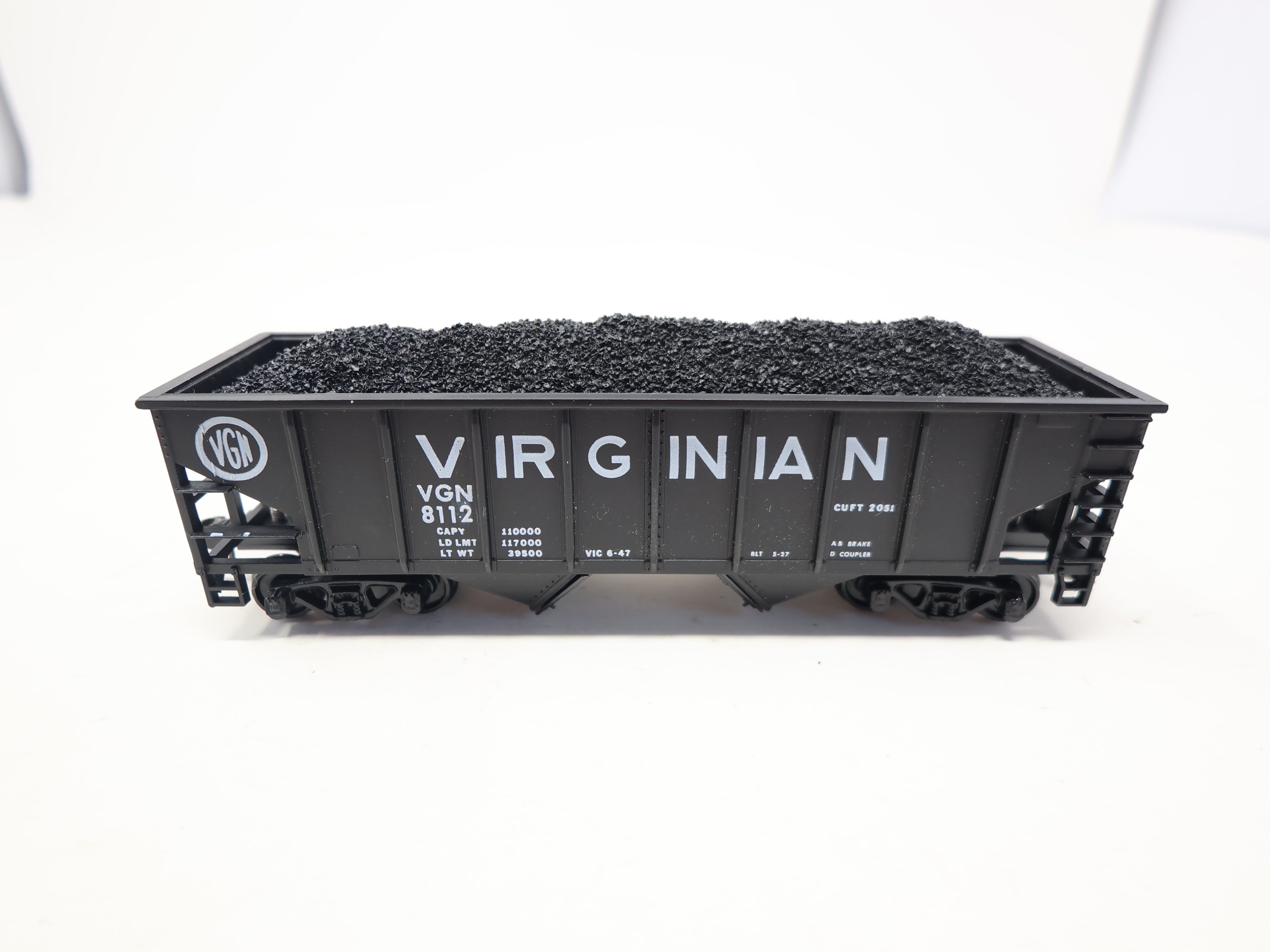 USED HO Scale, 55 Ton Hopper w/ Coal, Virginian VGN #8112