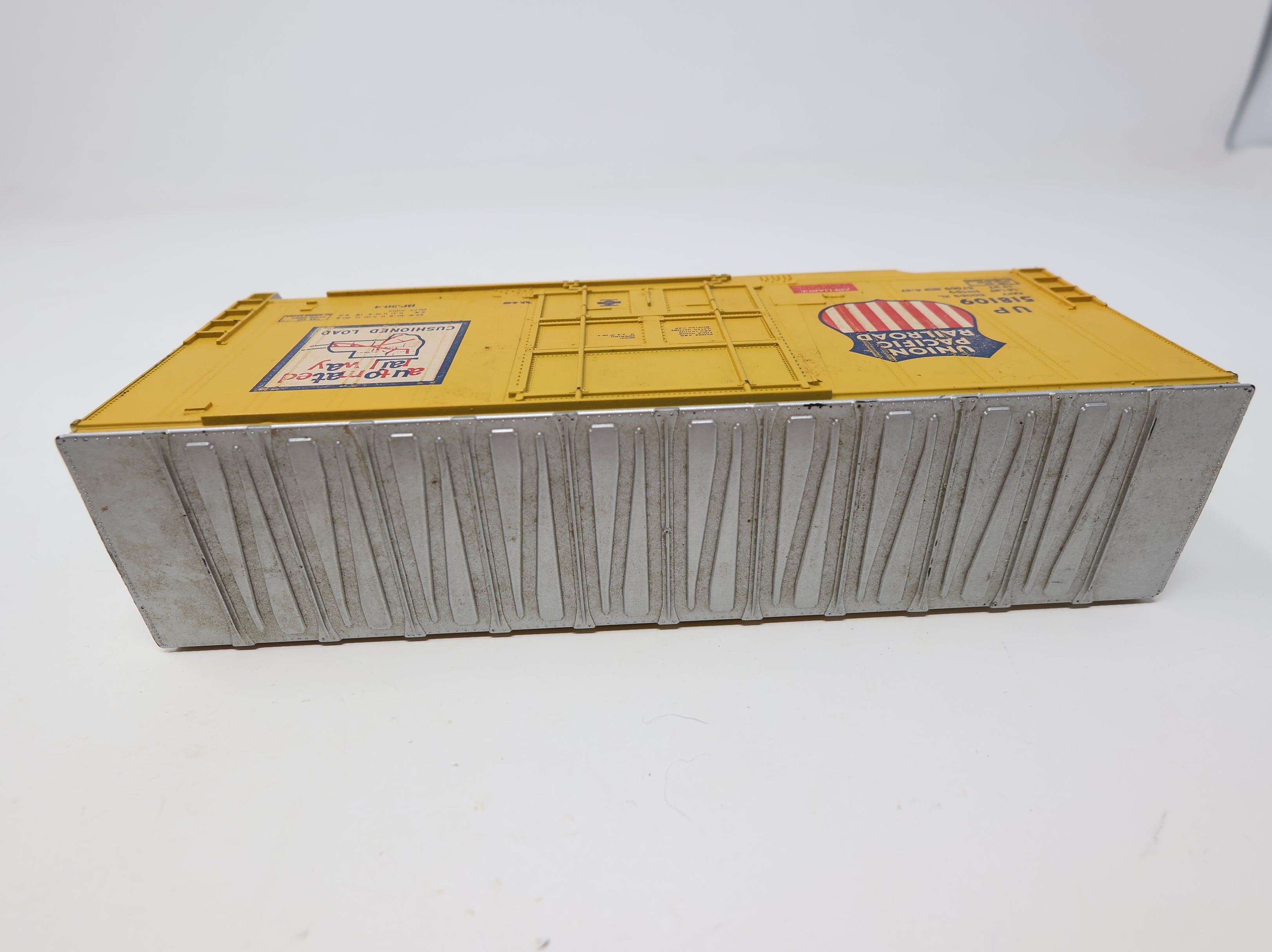 USED Athearn HO Scale 40' Hi-Cube Box Car Union Pacific UP #518109