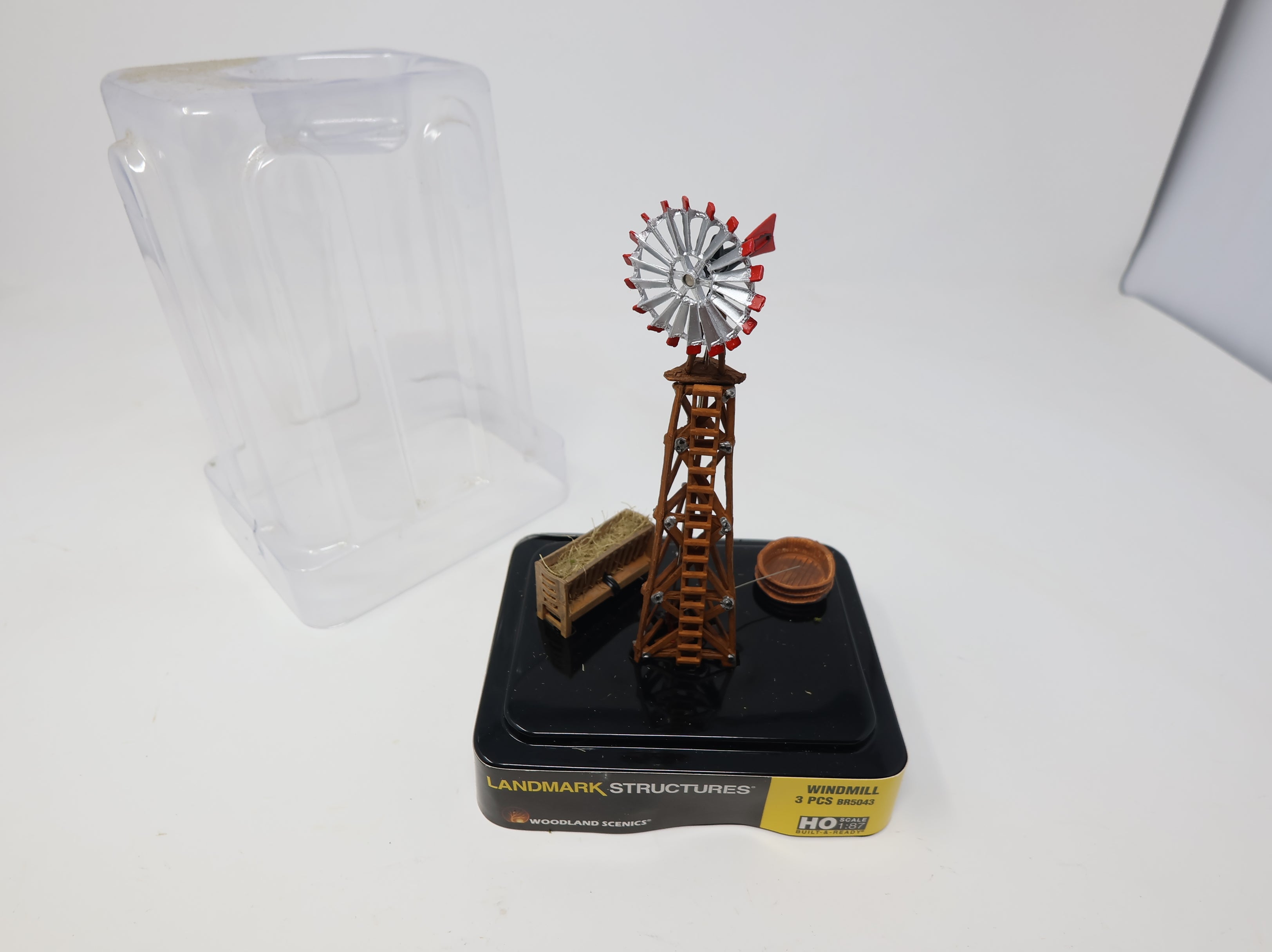 Woodland Scenics BR5043 HO Scale Windmill