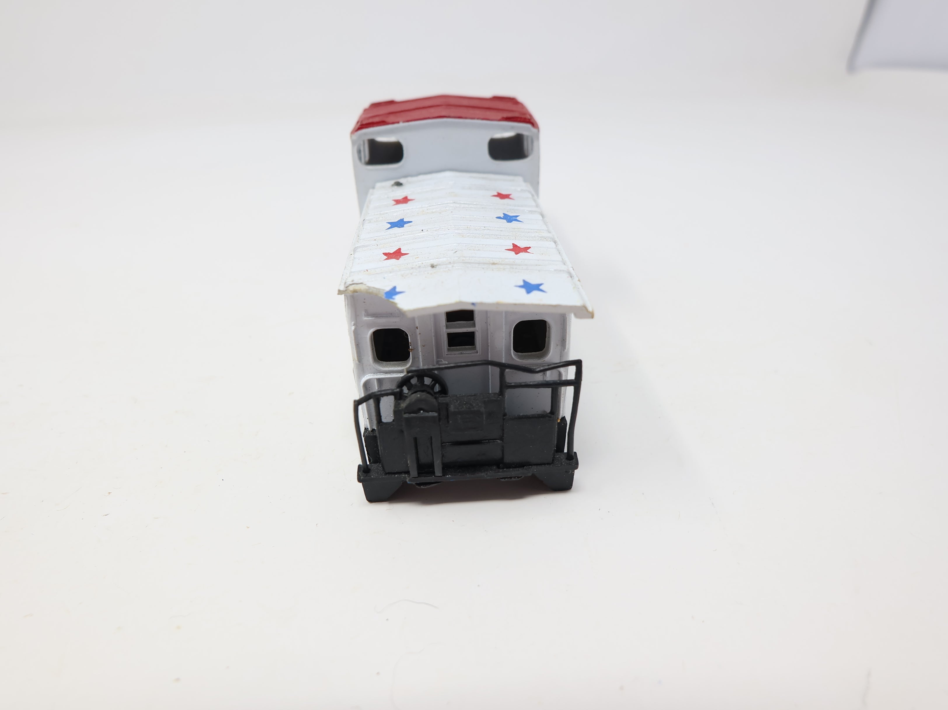 USED Bachmann HO Scale Circus Caboose Very Rough