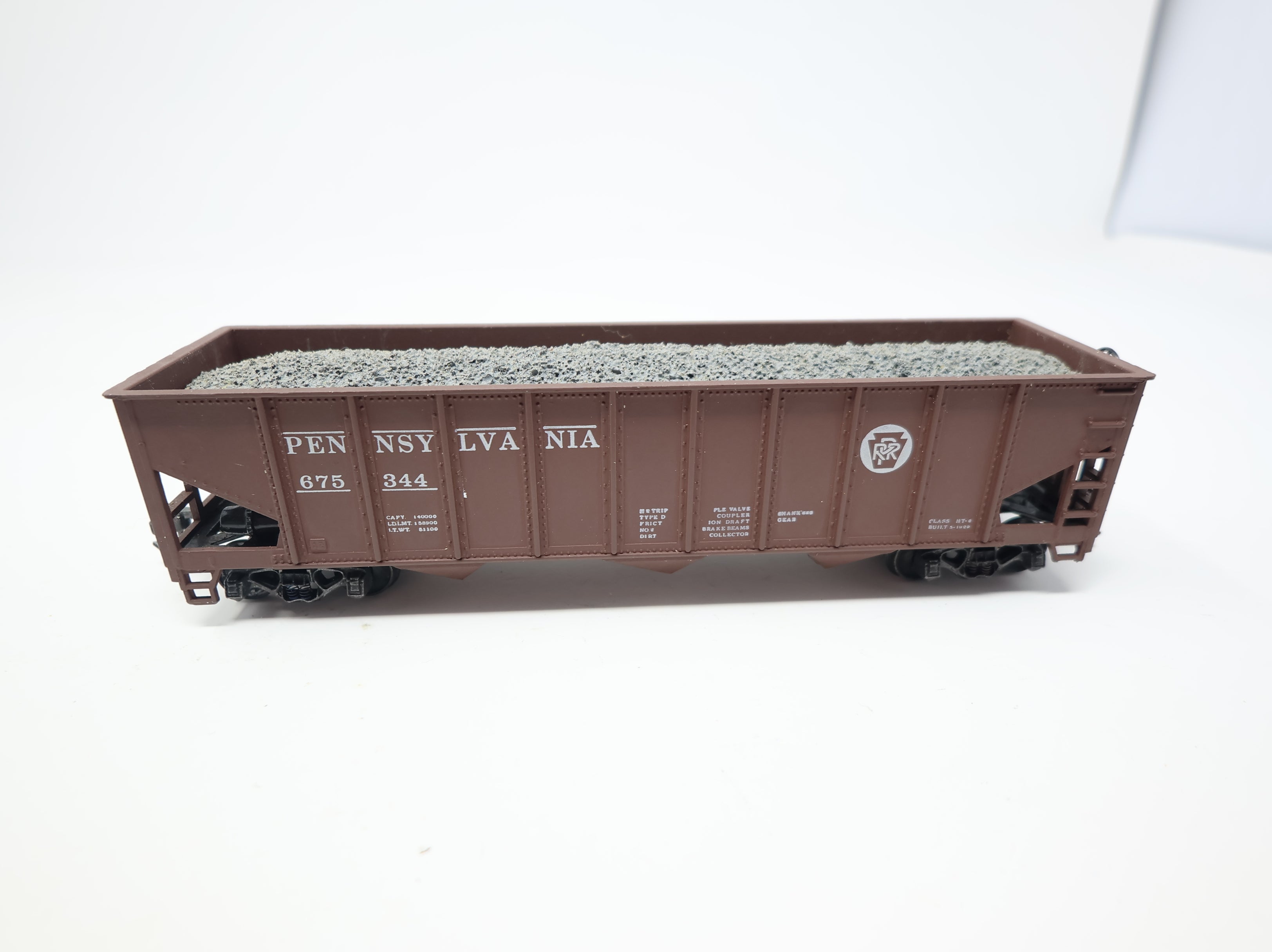 USED Roundhouse HO Scale 3 Bay 70 Ton Hopper Pennsylvania #675344 Kadee Upgrade w/ Load