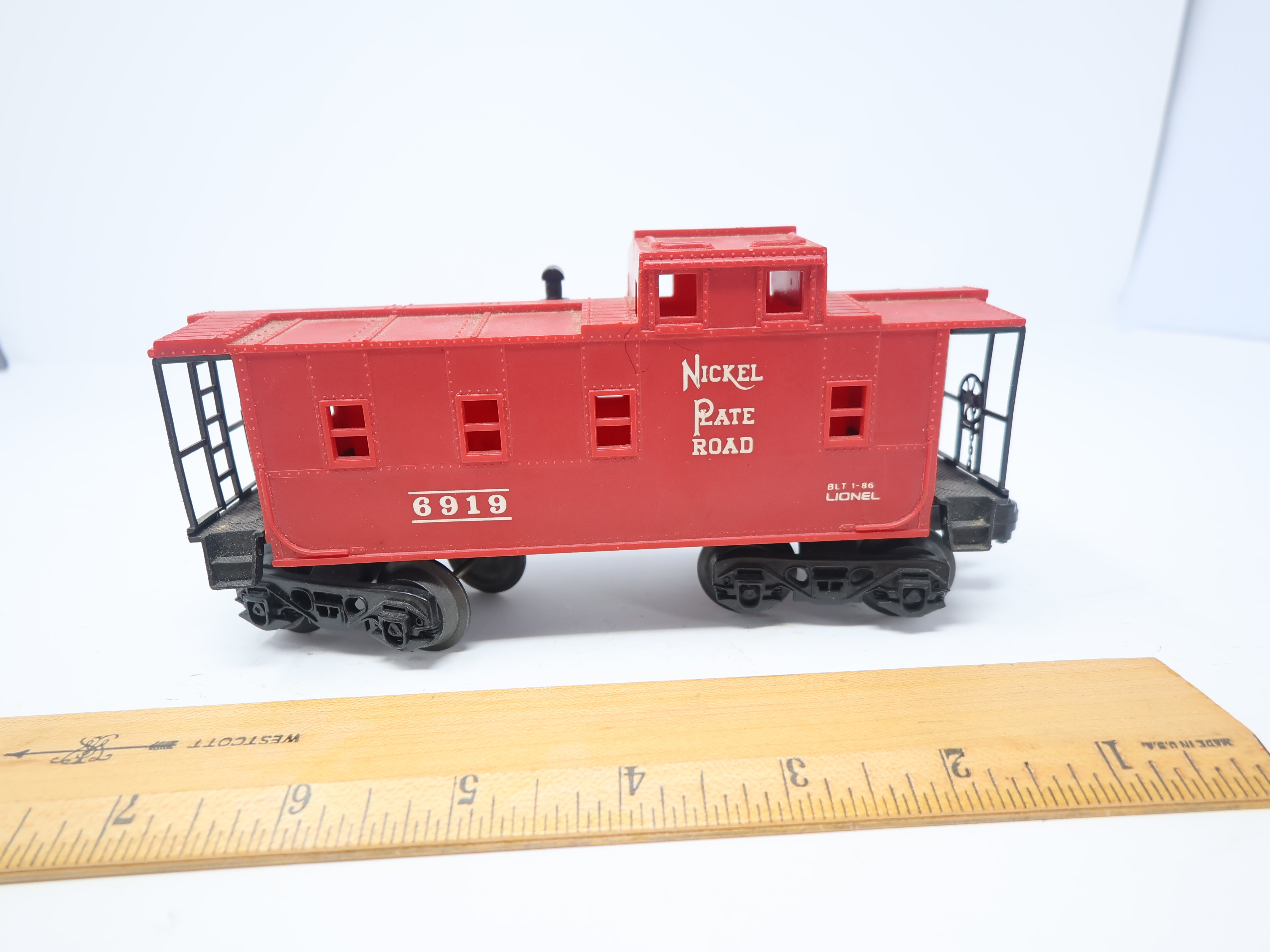 USED Lionel O, Caboose, Nickel Plate Road #6919