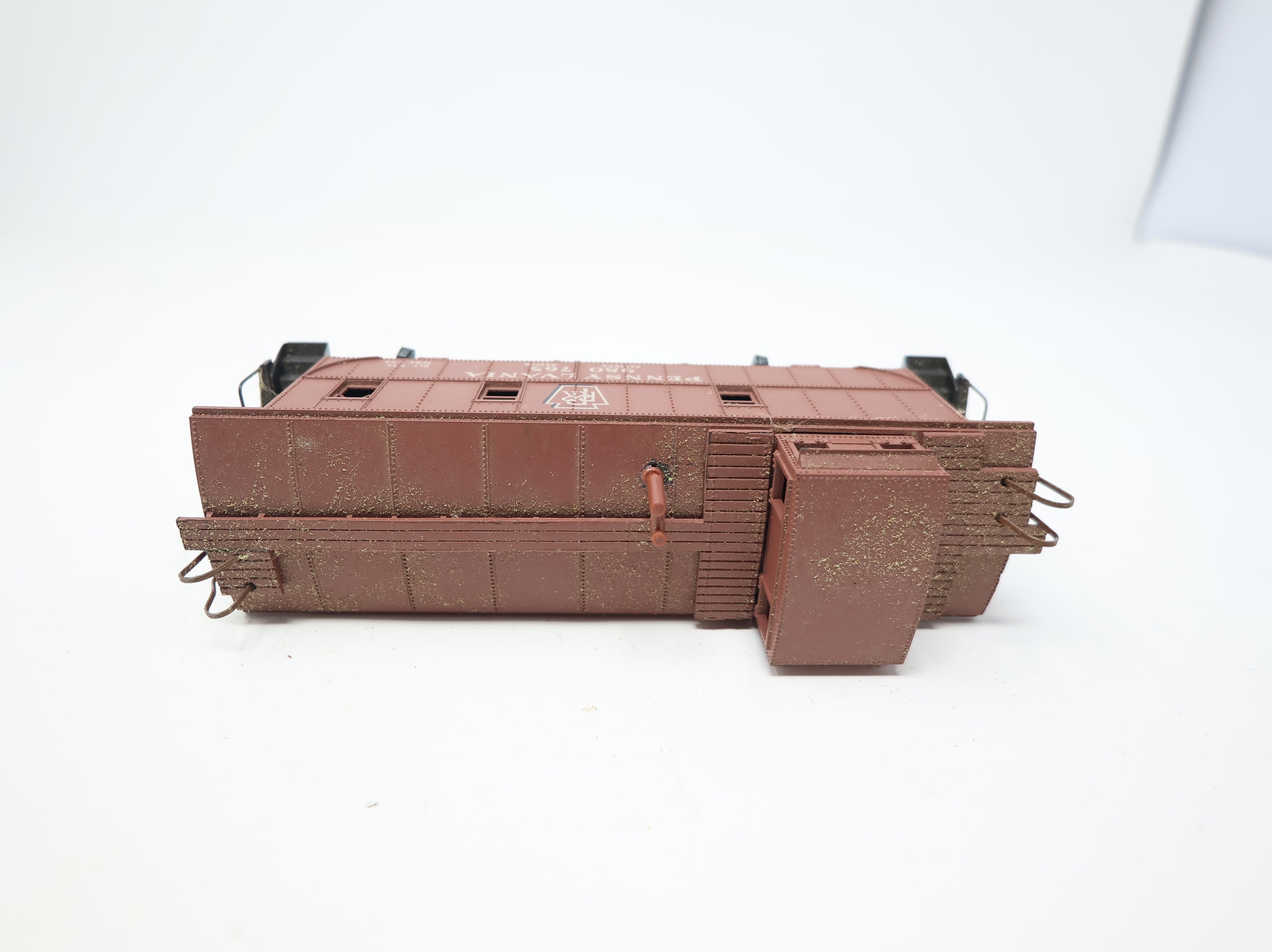 USED Athearn HO Scale N6E Caboose Pennsylvania #980765 Eastern Region, Kadee Upgrade.