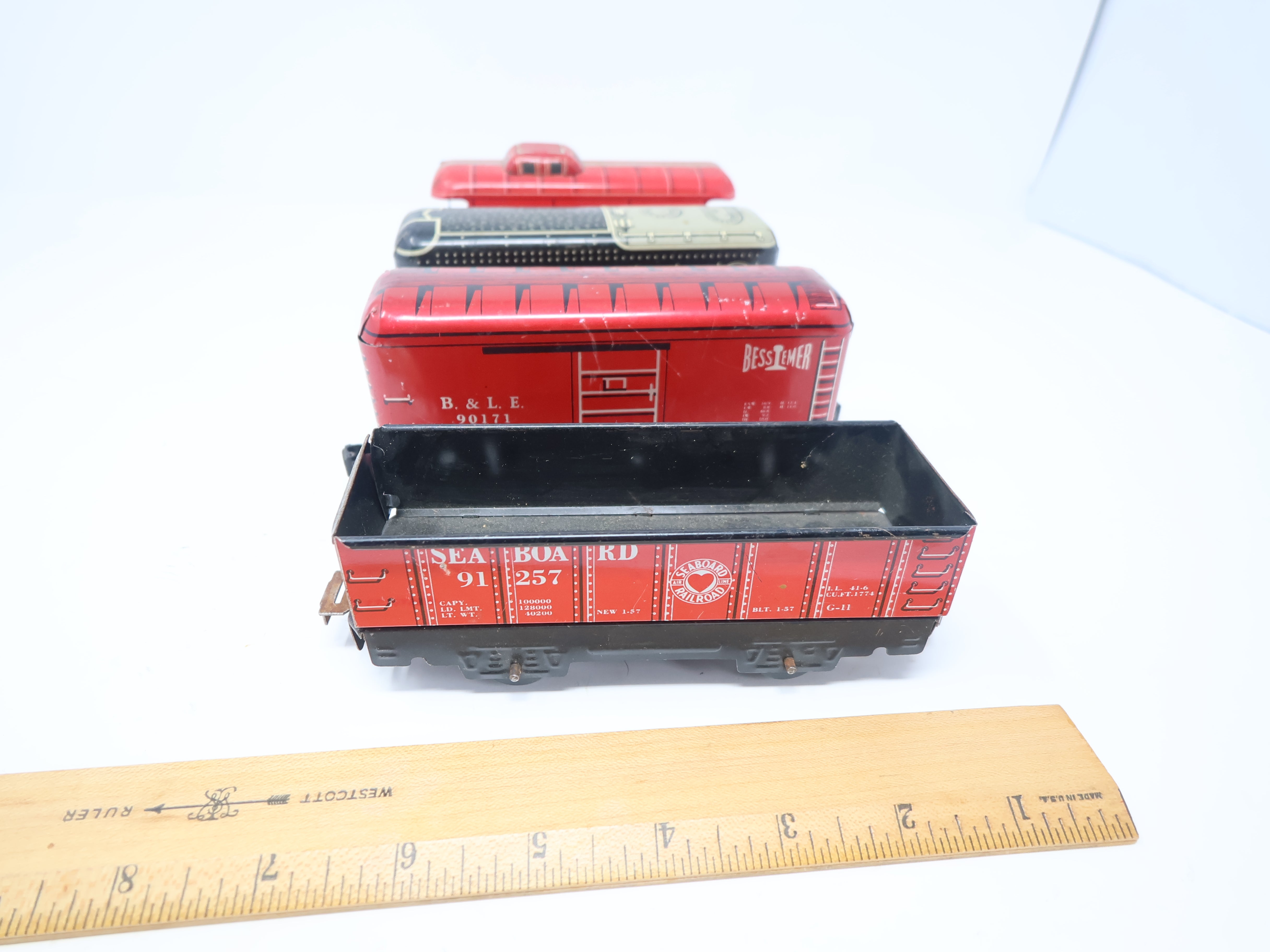 USED MARX O, Lot of 4 Tin Freight Cars