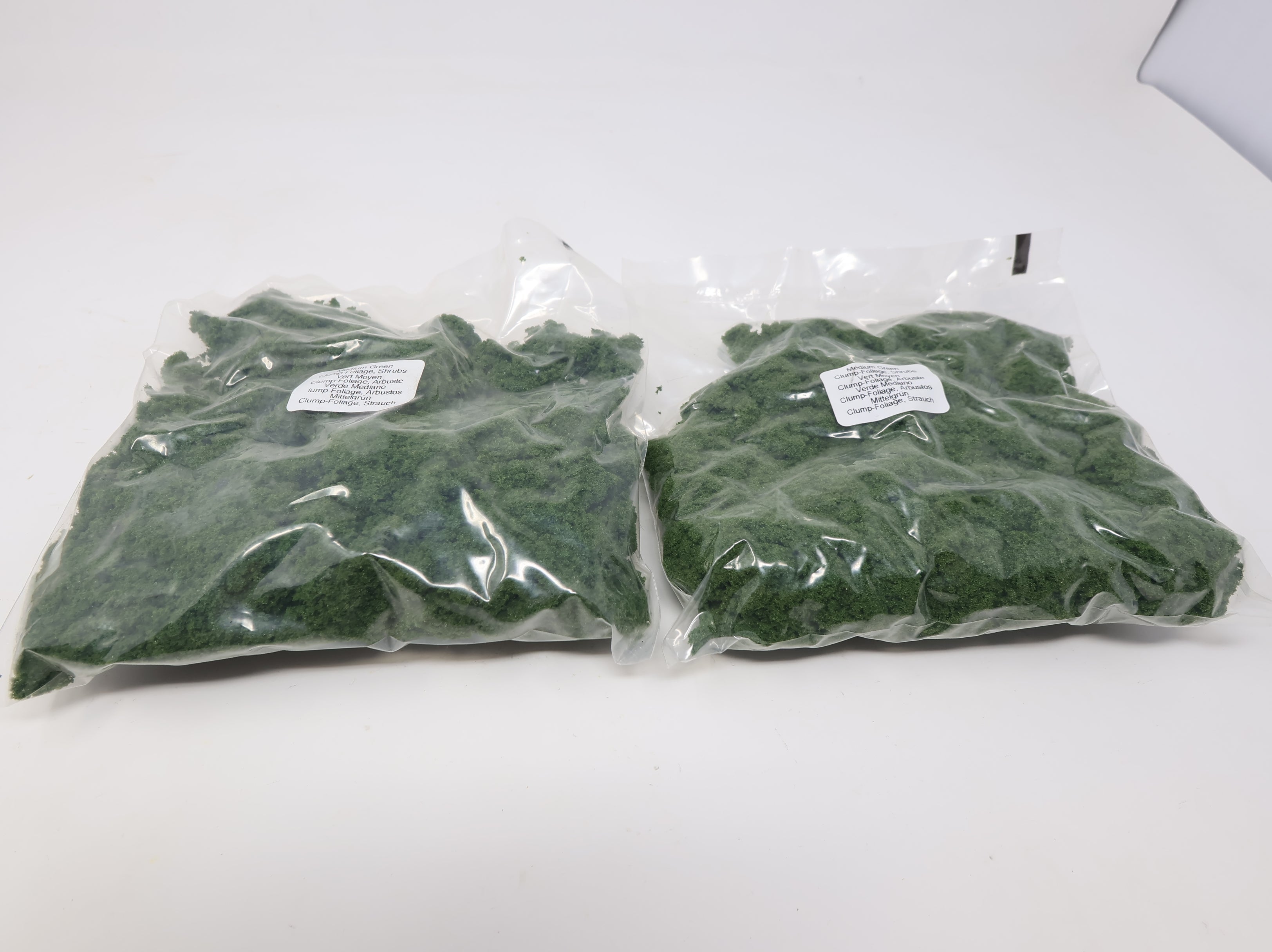 USED Woodland Scenics MULTI Scale Medium Green Clump Foliage, Shrubs - Sealed Bags (2 pcs)