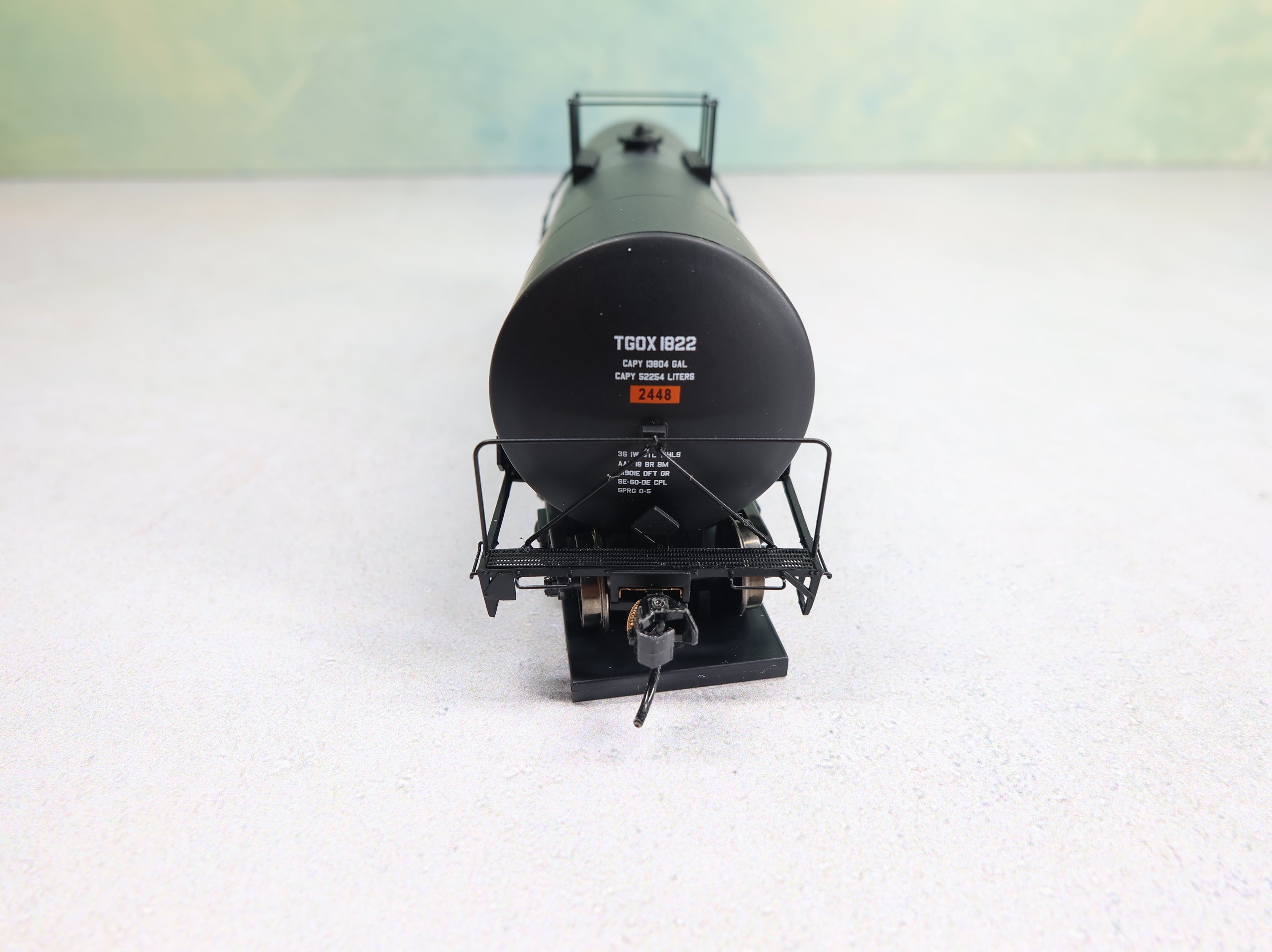 USED WalthersProto 920-100007 HO Scale 40' Trinity 14k Gal Molten Sulfur Tank Car First Union Rail TGOX #1822