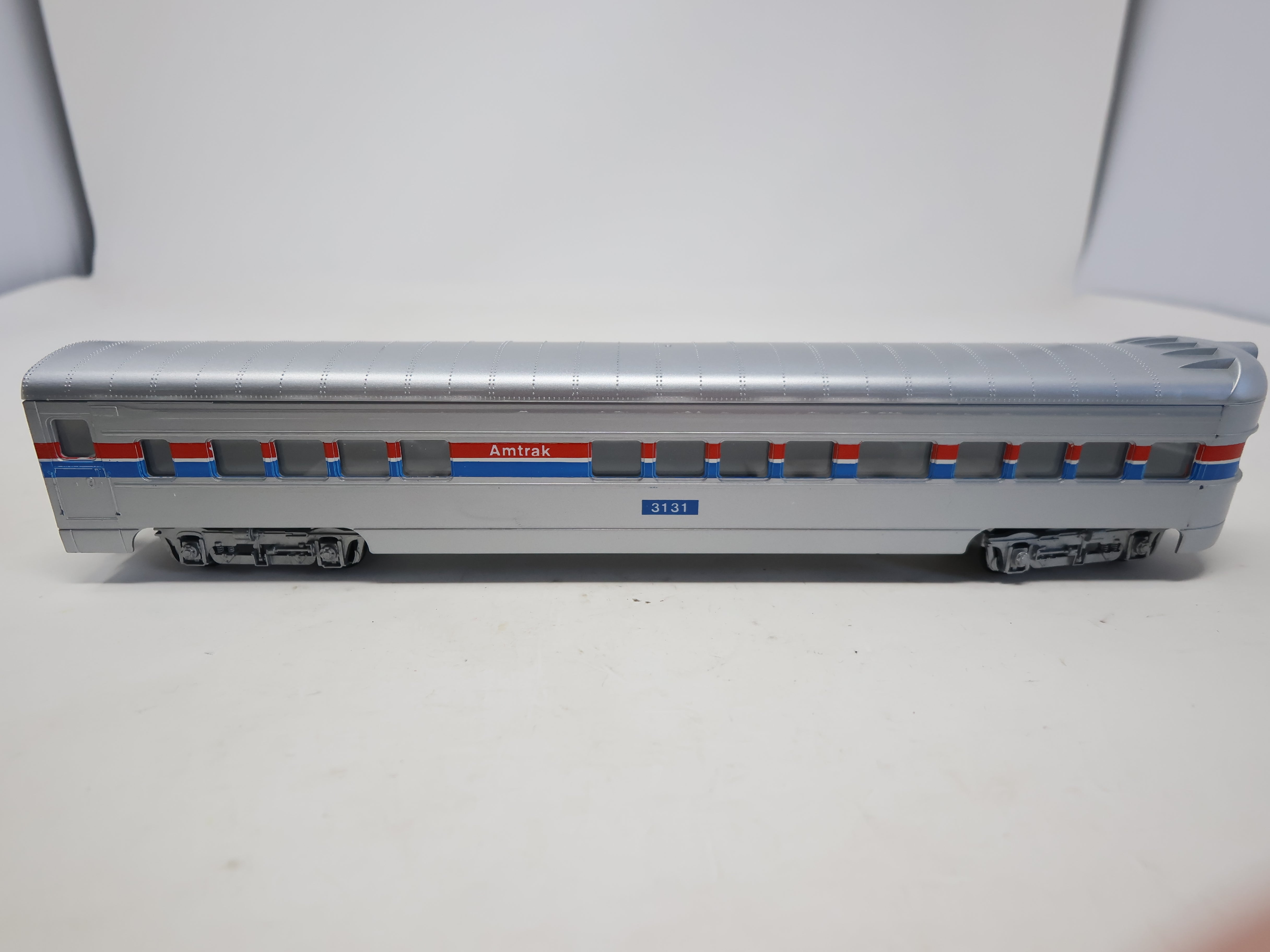 USED Con-Cor HO Scale, Observation Passenger Car, Amtrak #3131