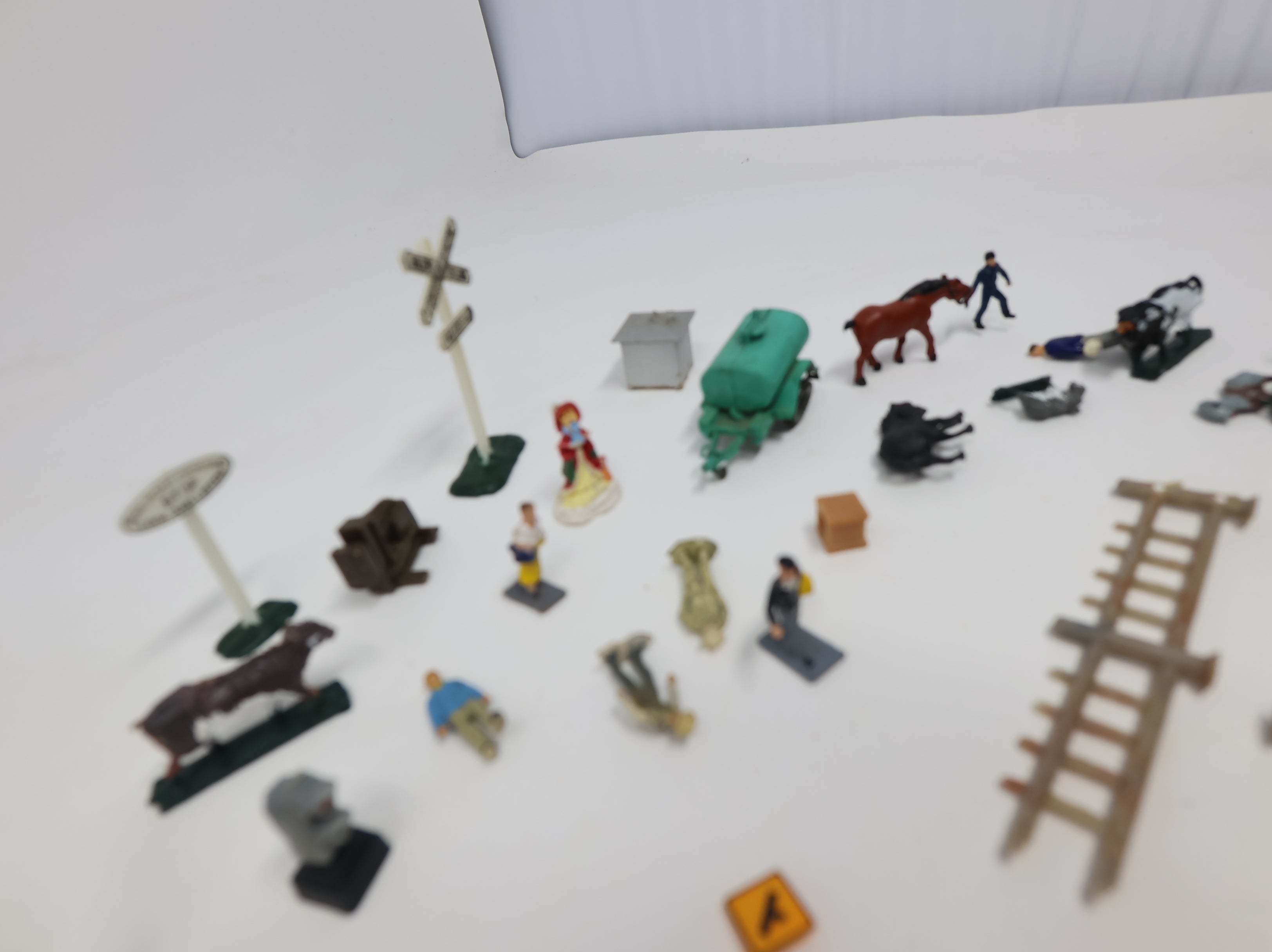 USED HO Scale Lot of People, Animals, & More