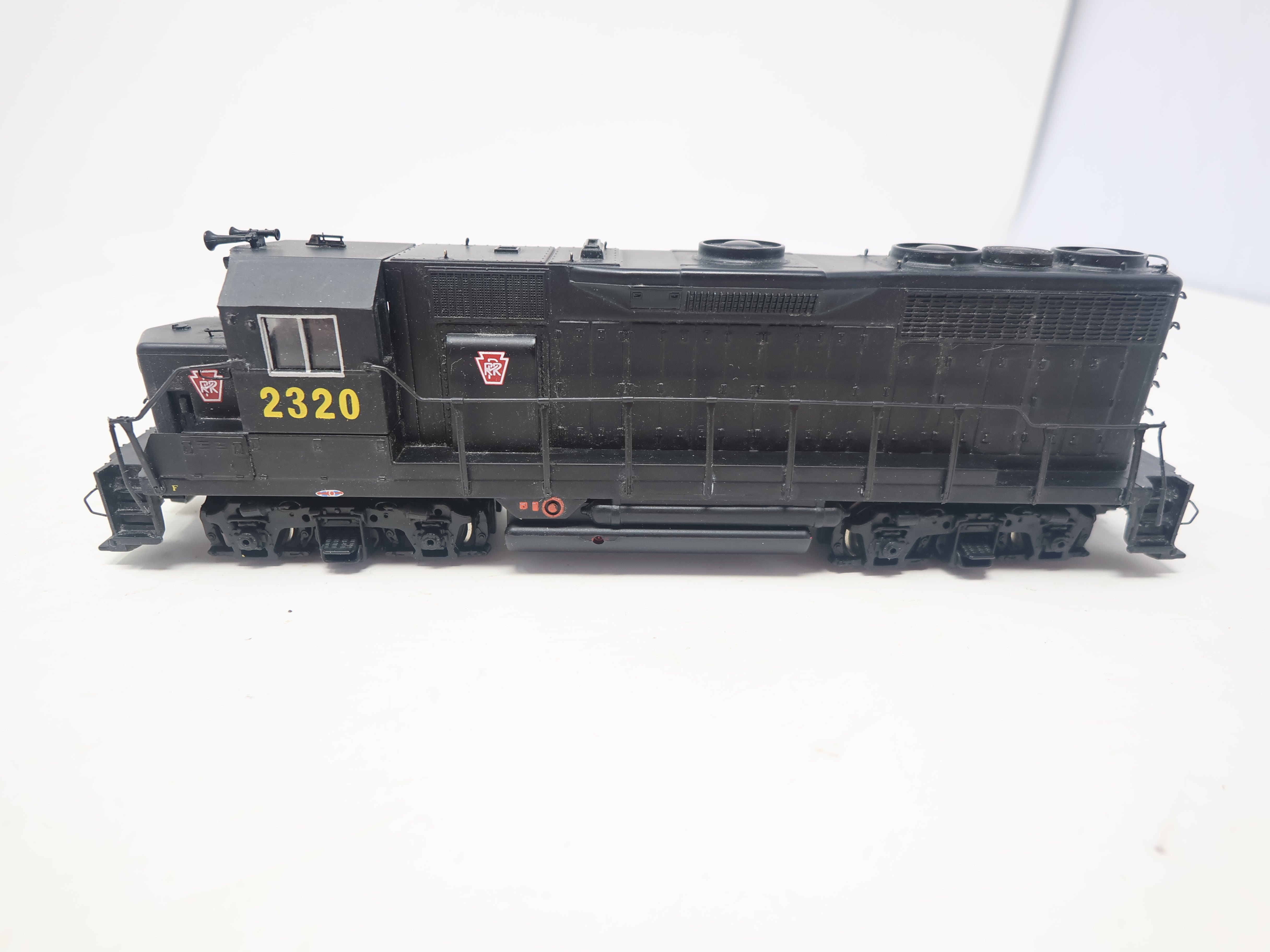 Sold HO Scale Bachman Southern GP-35 EMD Diesel Locomotive Engine #2570