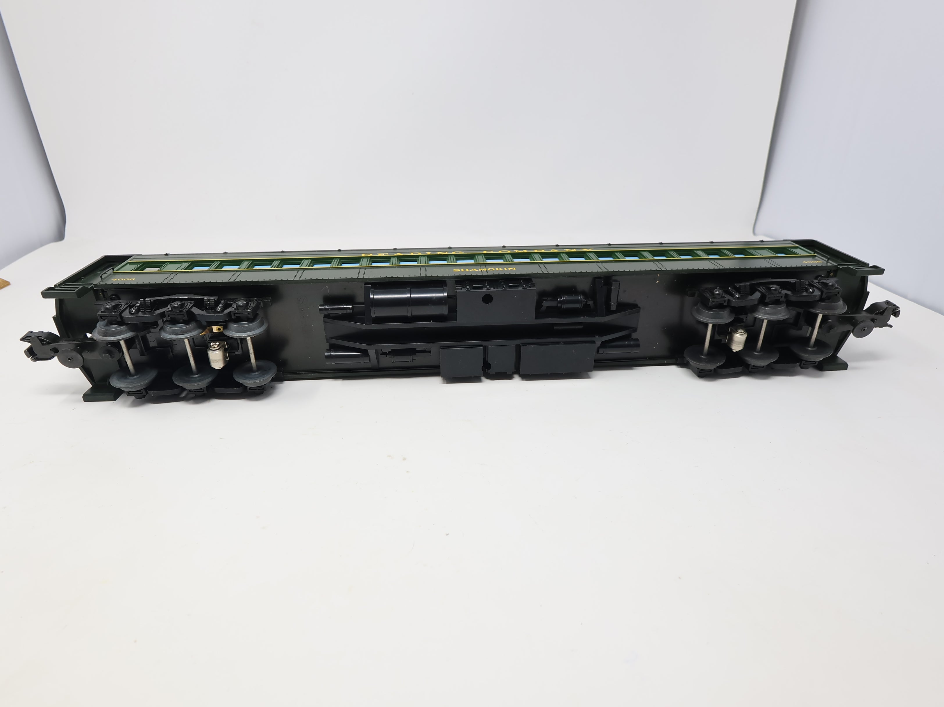 USED Williams O Scale Madison Passenger Car Reading Shamokin #4006