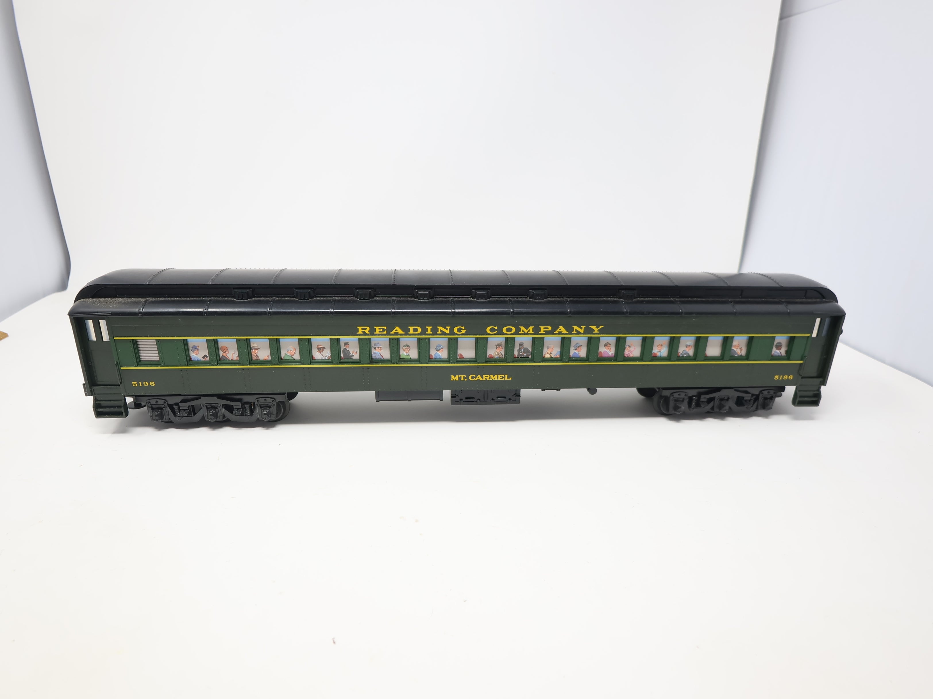 USED Williams O Scale Madison Passenger Car Reading Mt Carmel #5196